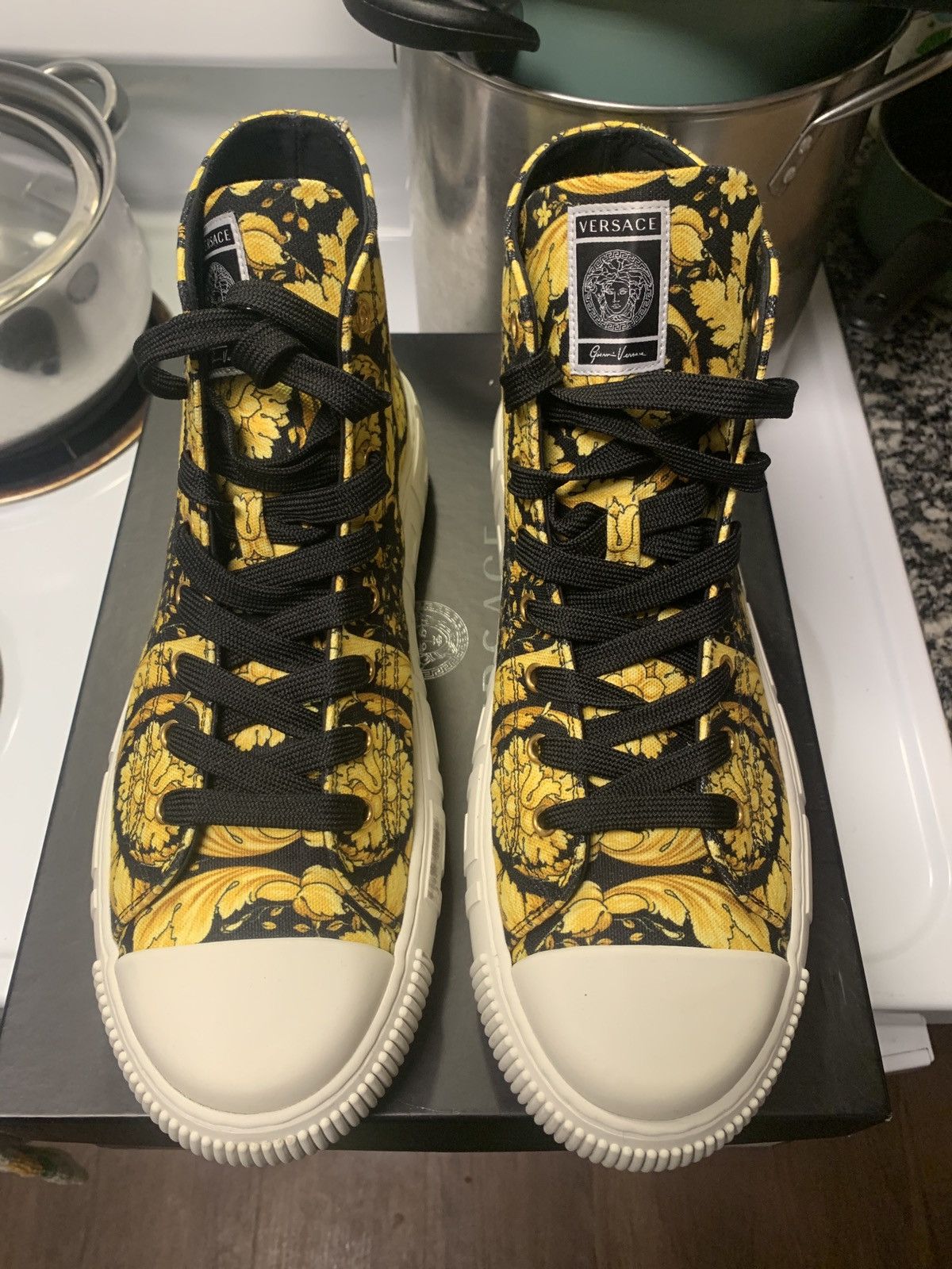 Versace Versace Barrcco canvas sneaker Size US 11 / EU 44 - 1 Thumbnail