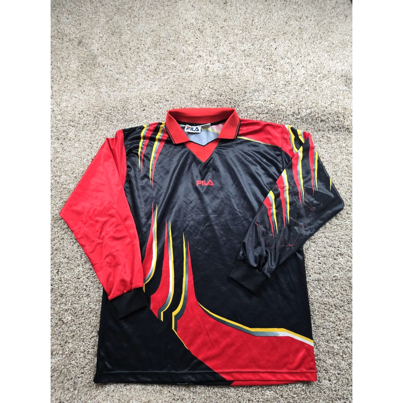 Fila VINTAGE FILA Soccer Jersey Shirt Mens M Red Italy 90s Graphic Print Polo Short Sleeve Pullover Made 100% Polyester Breathing Lightweight Durable Size US M / EU 48-50 / 2 - 2 Thumbnail