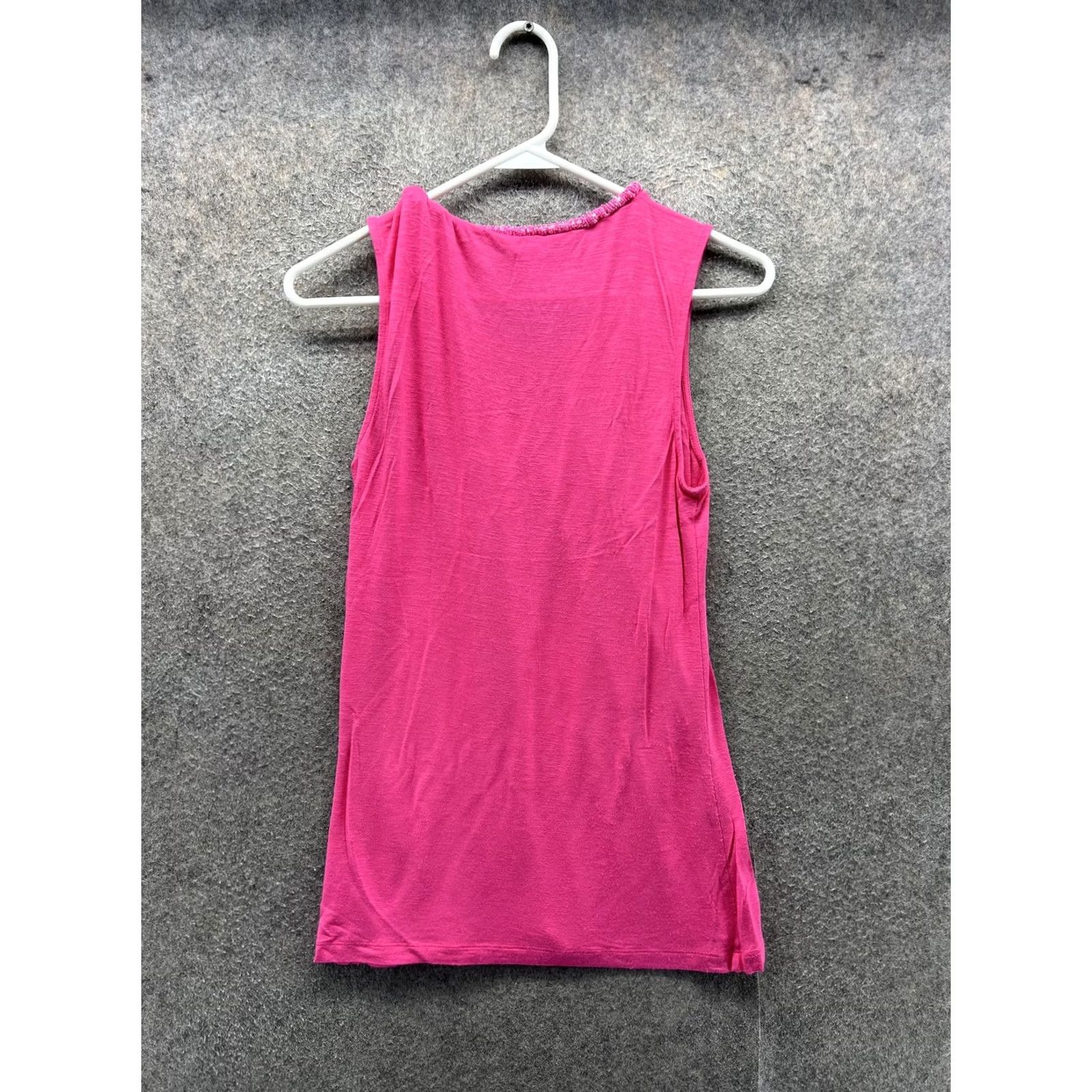 Lilly Pulitzer Lilly Pulitzer Tank Womens Small Beaded Scoop Neck Sleeveless Jersey Pink Tank Top Womens Small Beaded Scoop Neck Sleeveless Jersey Pink Size S / US 4 / IT 40 - 7 Thumbnail