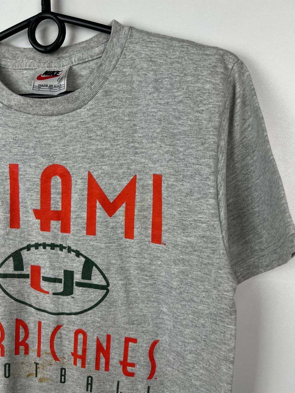 Vintage Nike Miami Hurricanes Football vintage t-shirts wmns size M Size US M / EU 48-50 / 2 - 4 Thumbnail