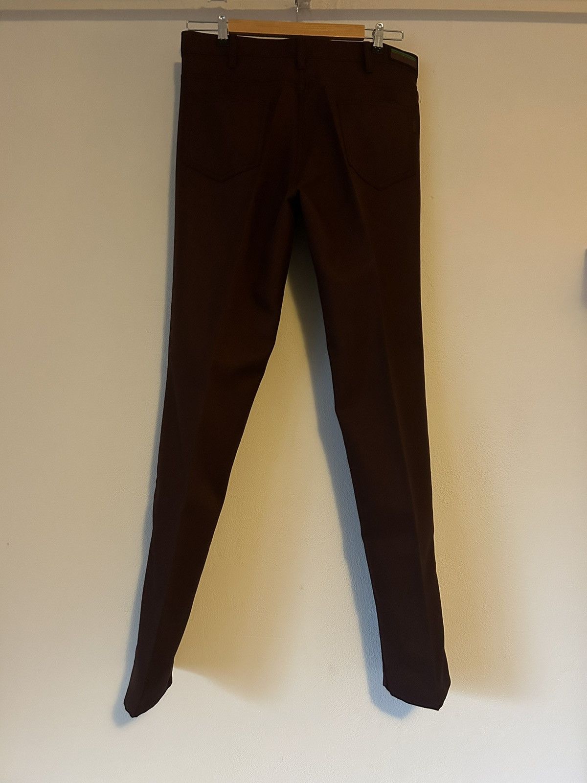 Prada Prada Logo Slim-Fit Trousers in Burgundy Size US 34 / EU 50 - 8 Thumbnail
