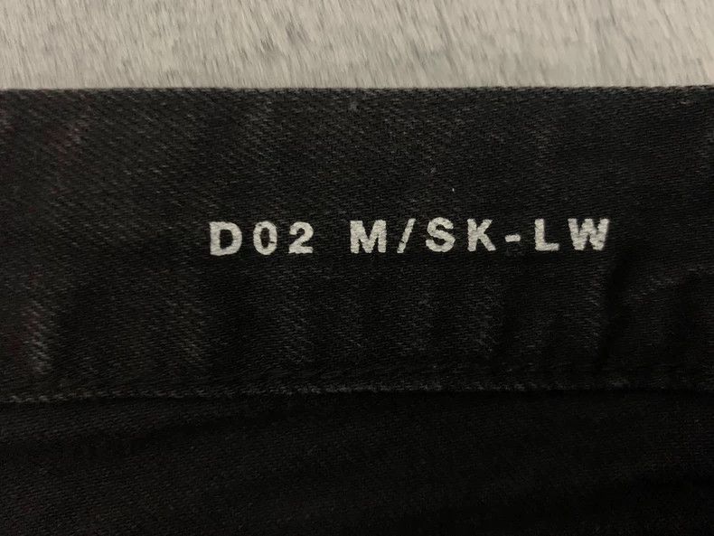 Saint Laurent Paris Saint Laurent Paris Black basic jeans Size US 30 / EU 46 - 4 Thumbnail