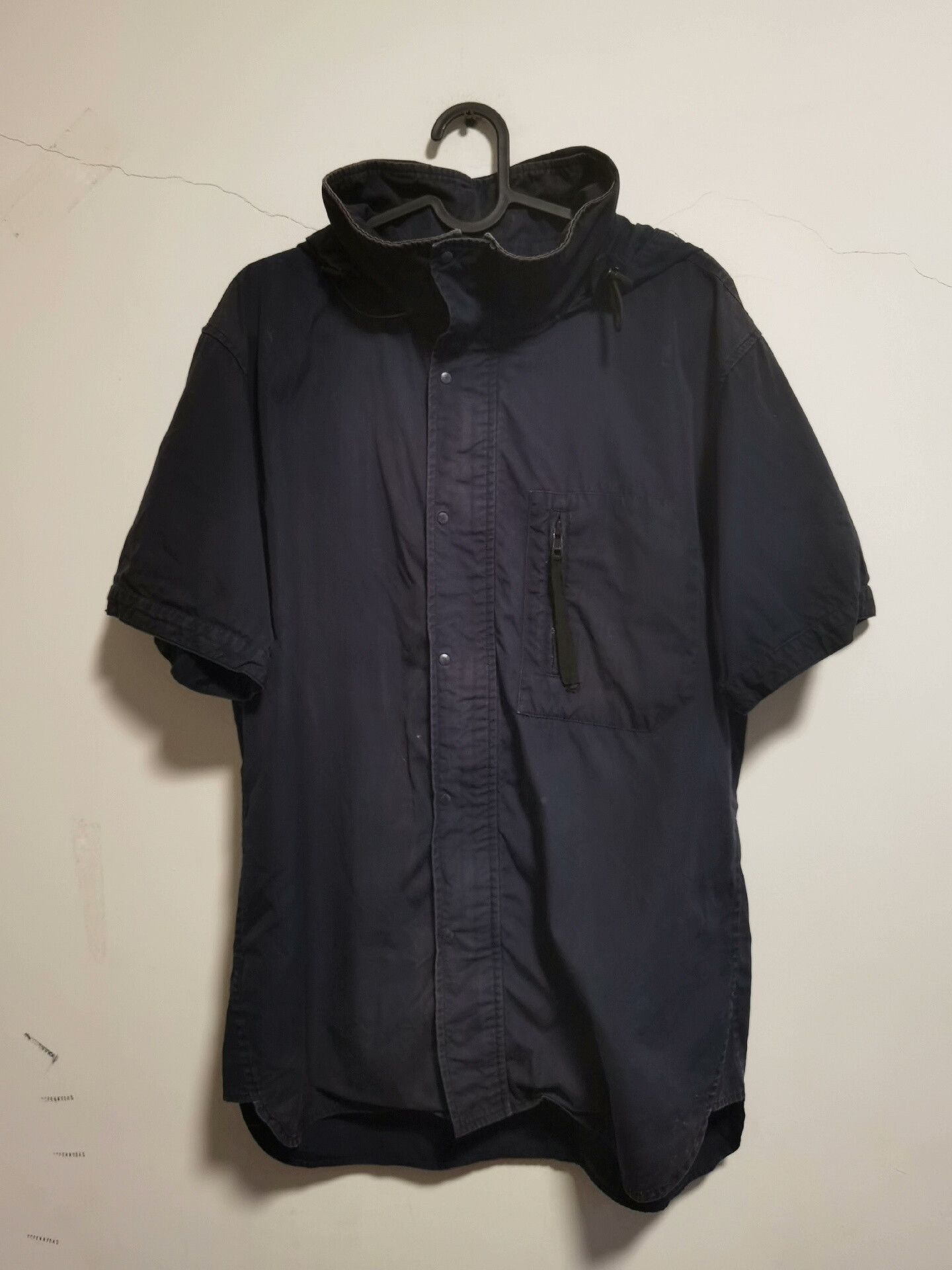 Number (N)ine vintage number nine short sleeve hooded shirt Size US L / EU 52-54 / 3 - 1 Thumbnail