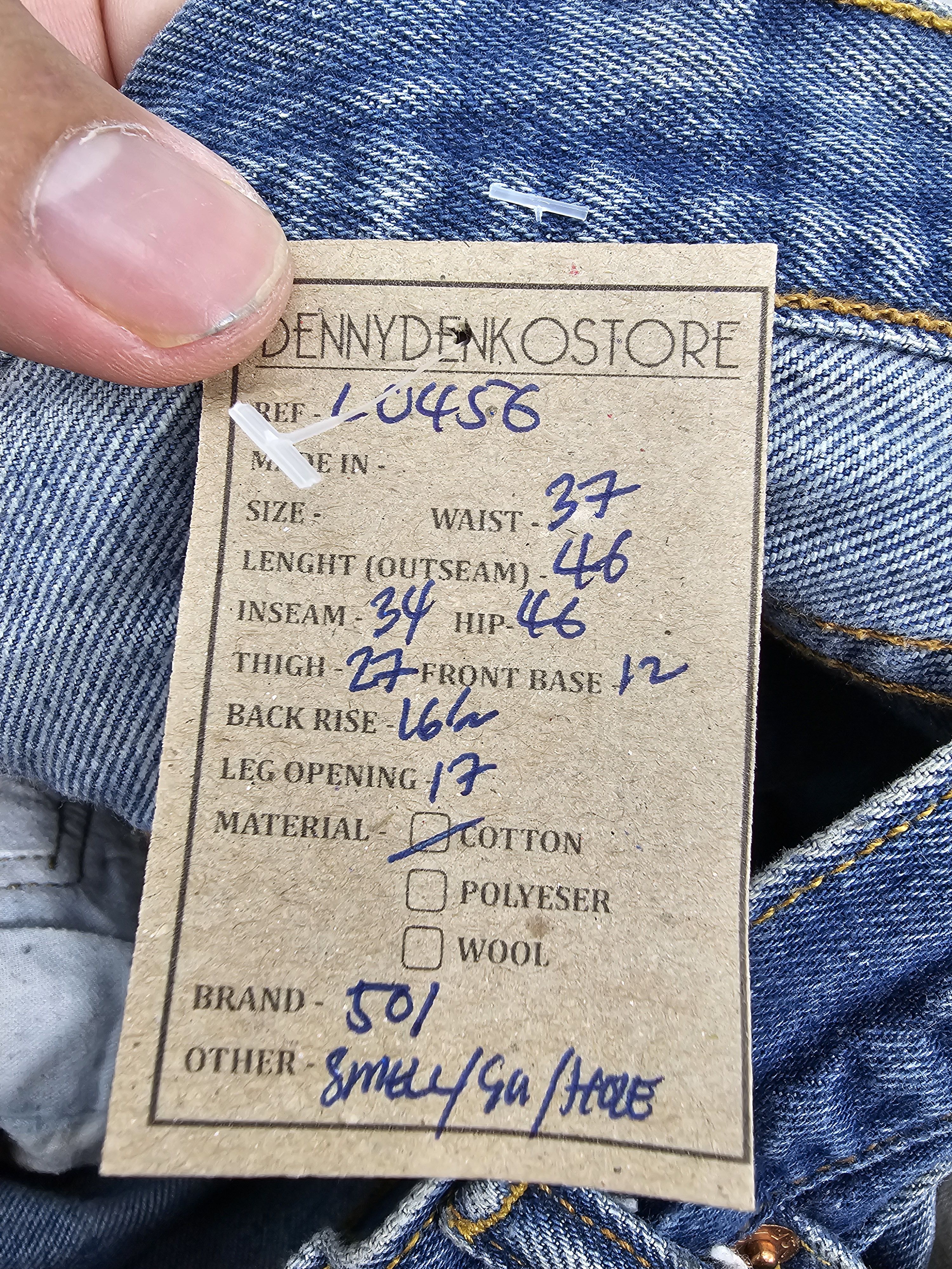 Levi's Vintage LEVIS 501 Medium Wash Blue Jeans L0456 Size 37X34 Size US 37 - 14 Thumbnail