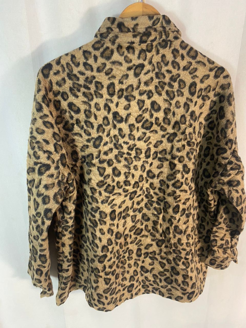 Japanese Brand × Vintage Unisex🔥Vintage leopard button up baggy shirt Size US L / EU 52-54 / 3 - 10 Thumbnail