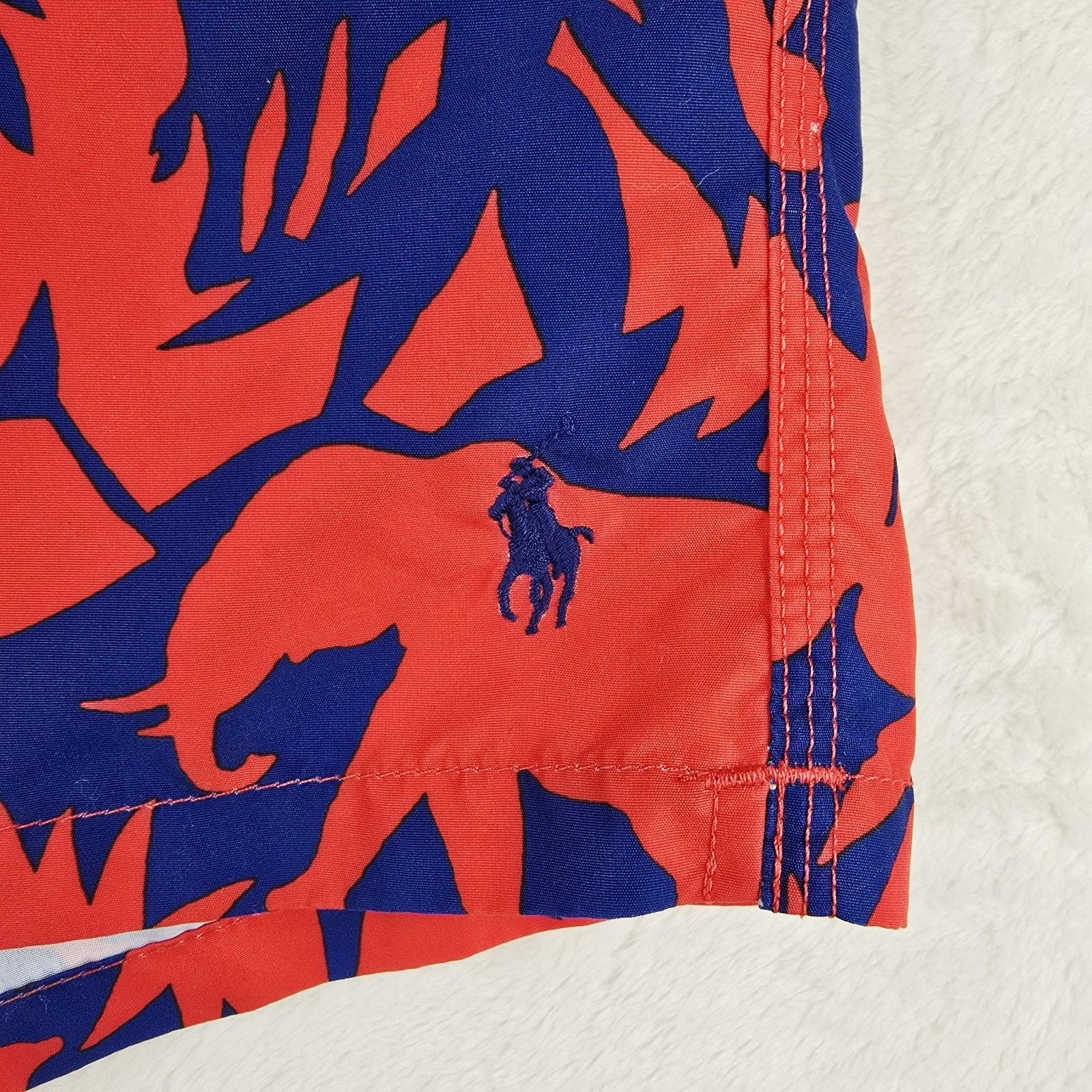 Polo Ralph Lauren Polo Ralph Lauren Swim Trunks Mens Large Red Floral Safari Size US 33 - 3 Thumbnail