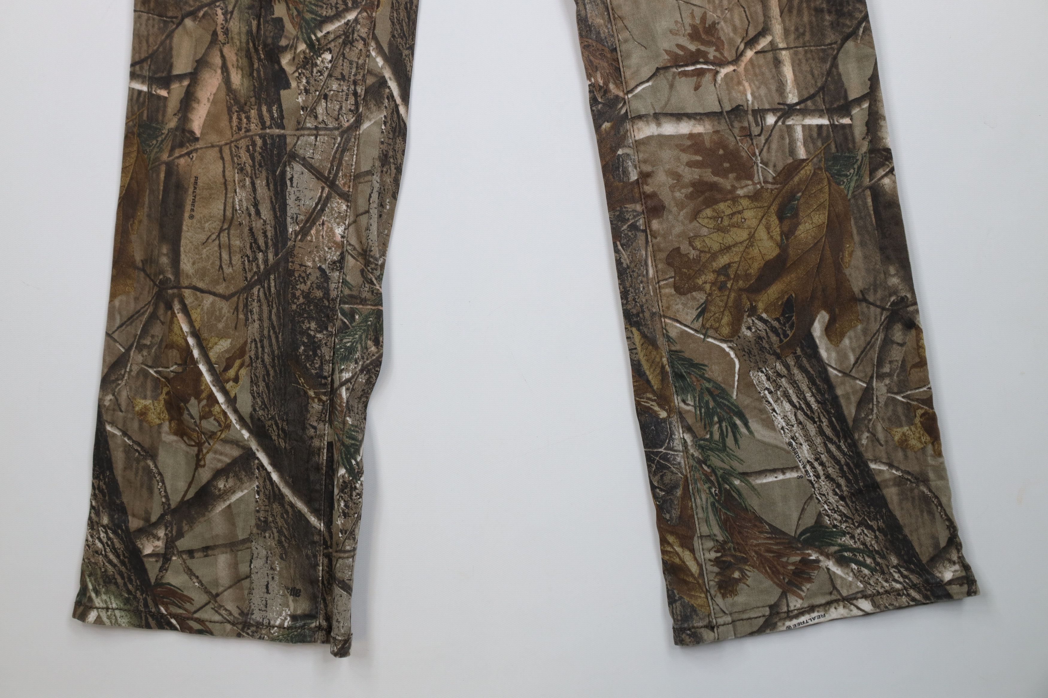 Vintage Vintage Y2K Streetwear Realtree Camouflage Wide Leg Pants Size 36" / US 14 / IT 50 - 4 Thumbnail