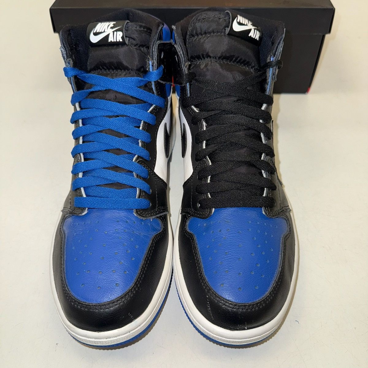 Jordan Brand Size 9.5 - Jordan 1 Retro OG High Royal Toe - 555088-041 Size US 9.5 / EU 42-43 - 4 Thumbnail