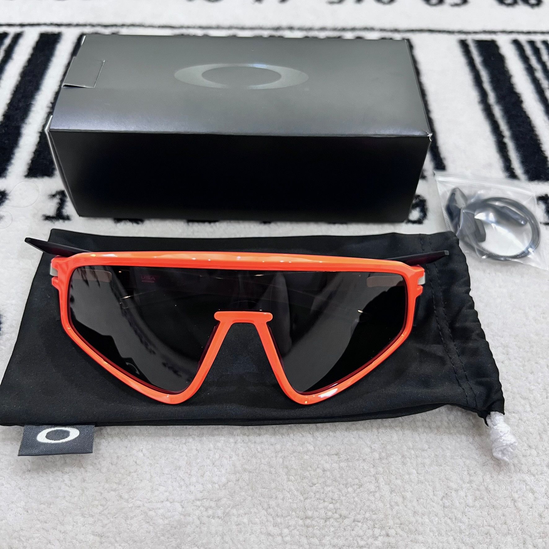 Oakley Oakley Latch Panel Mask Neon Orange Sunglasses Size ONE SIZE - 2 Thumbnail