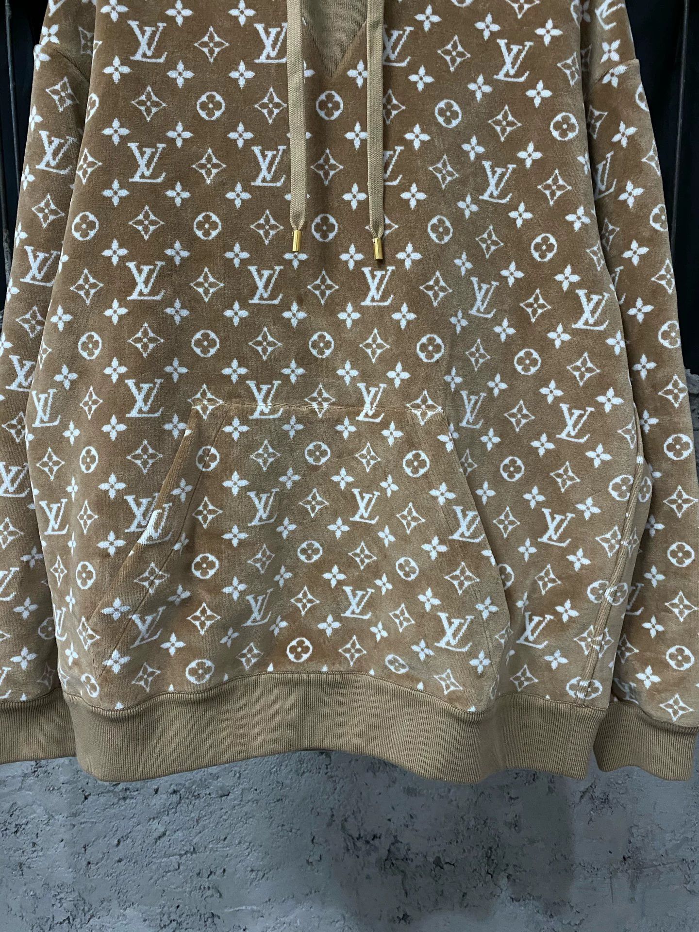 Louis Vuitton LV Velvet Monogram Hoodie S Size US S / EU 44-46 / 1 - 4 Thumbnail