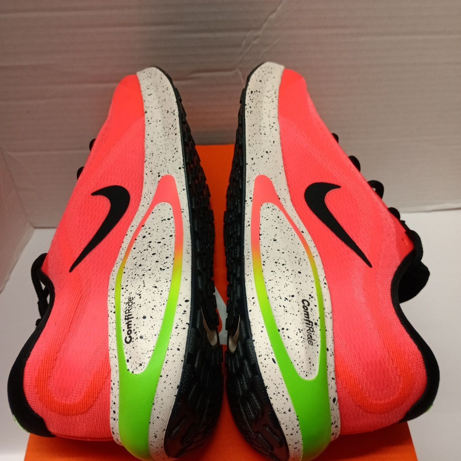 Nike Nike Journey Run Hot Punch Women's Size 7.5/Men's 6 Shoes Size US 7.5 / IT 37.5 - 7 Thumbnail