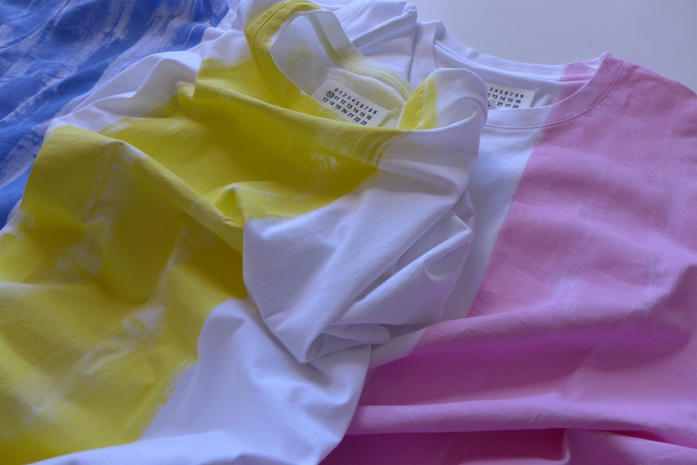 Maison Margiela Margiela Three-Pack White Multicolored T-Shirts Size US L / EU 52-54 / 3 - 9 Thumbnail