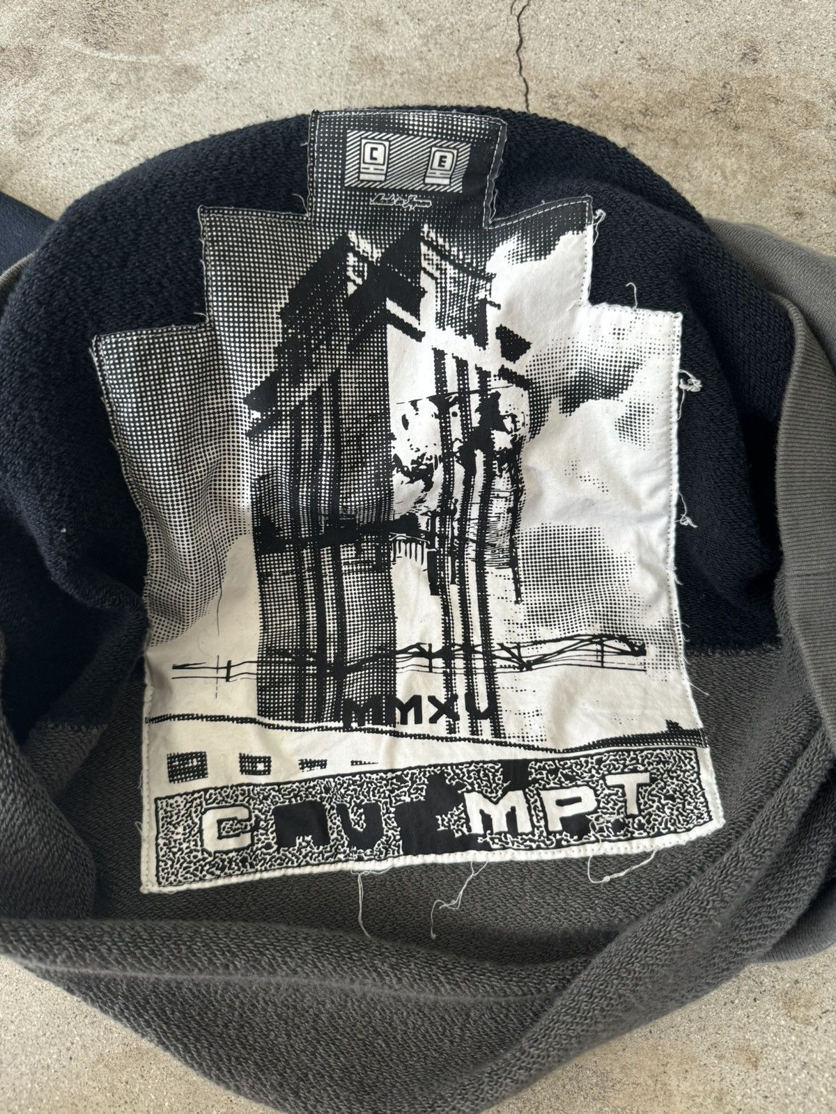 Cav Empt CAV EMPT GRAPHIC SWEATSHIRT Size US M / EU 48-50 / 2 - 3 Thumbnail