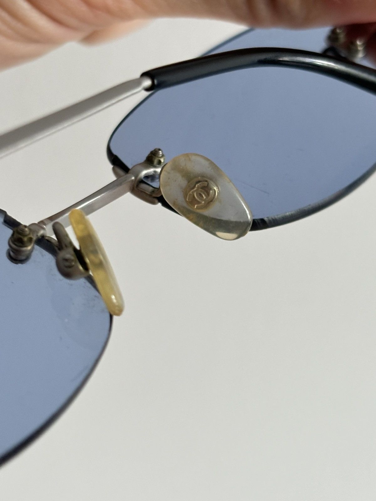 Chanel Chanel Sunglasses 🇺🇸 TAX FREE 4002 Rhinestone Rimles 4017 Size ONE SIZE - 7 Thumbnail