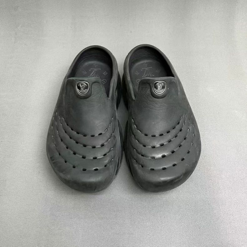 Louis Vuitton louis vuitton black shark clog shoes-2508 Size US 8 / EU 41 - 2 Thumbnail