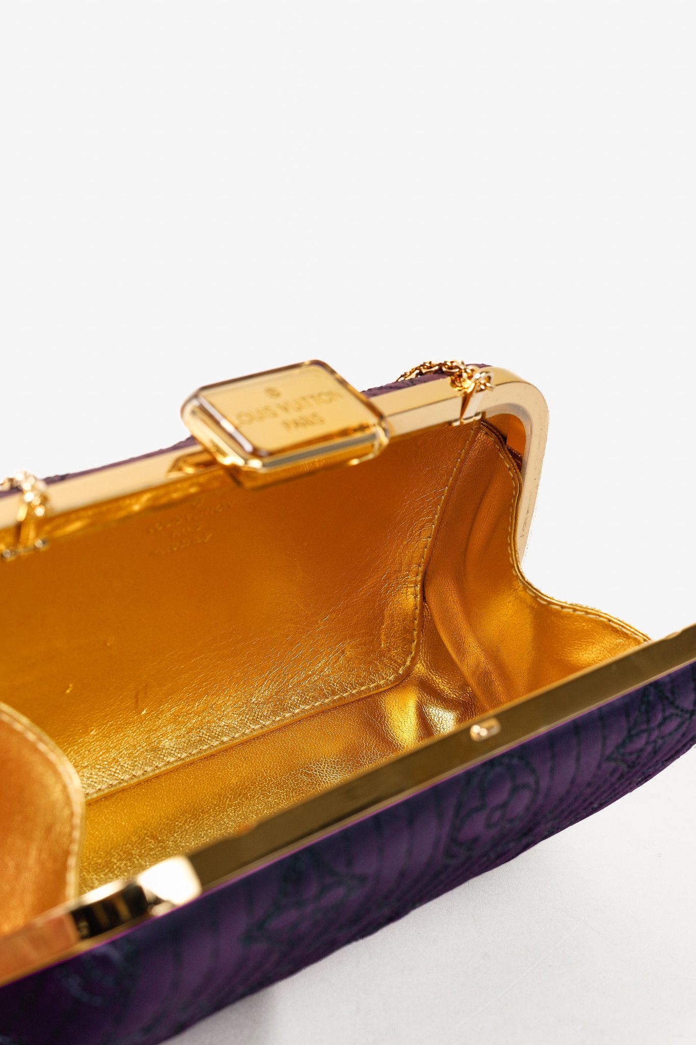 Louis Vuitton Louis Vuitton Minaudière Plum Monogram Motard Clutch Size ONE SIZE - 9 Thumbnail