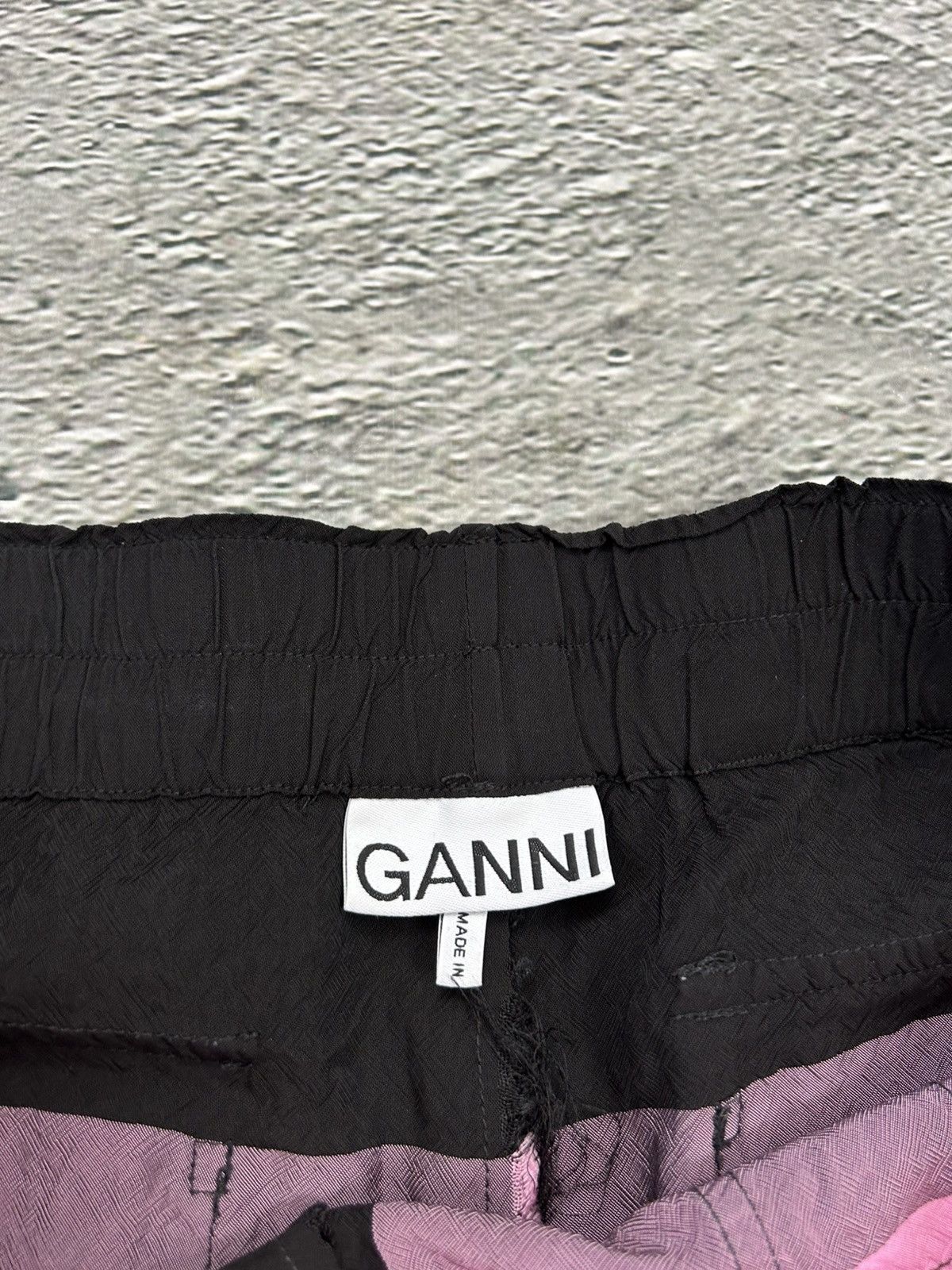 Ganni Ganni shorts viscose pink black checkered Size 28" / US 6 / IT 42 - 2 Thumbnail