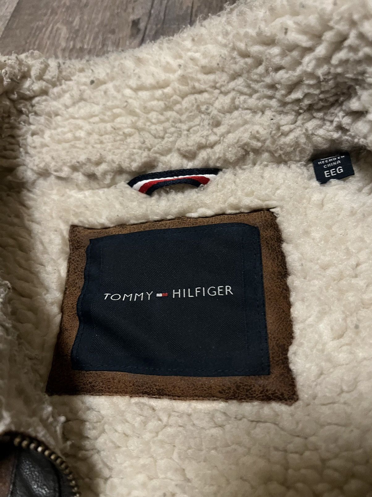 Tommy Hilfiger Tommy Hilfiger Men's Shearling Aviator Jacket size 2XL Size US XXL / EU 58 / 5 - 3 Thumbnail