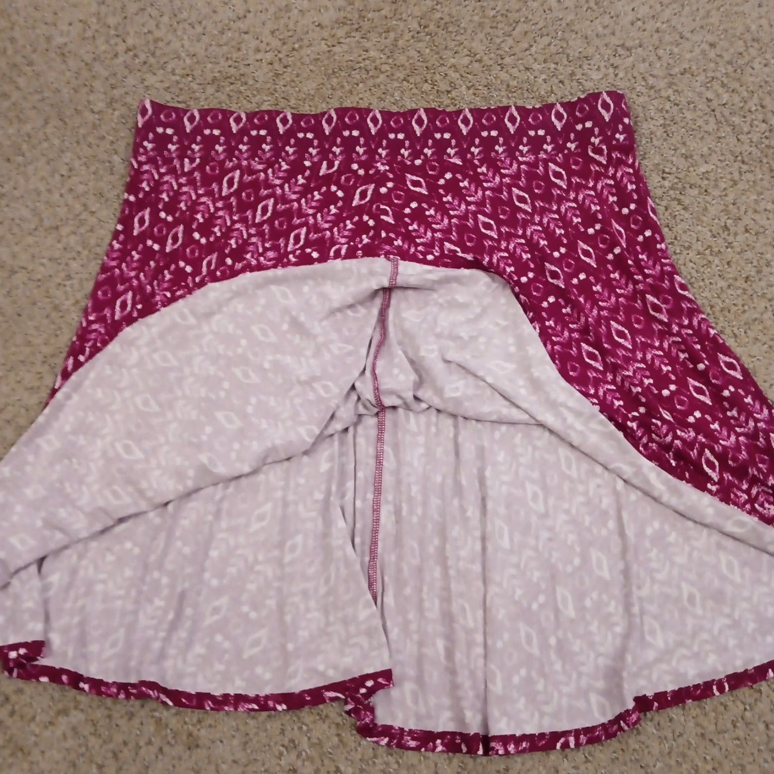 Loft LOFT Skirt XL Purple Geometric Knee Length Pull On Lightweight A-Line Elastic Waist Women Regular Vintage No (but must not add words) Size 40" / US 18 - 7 Thumbnail