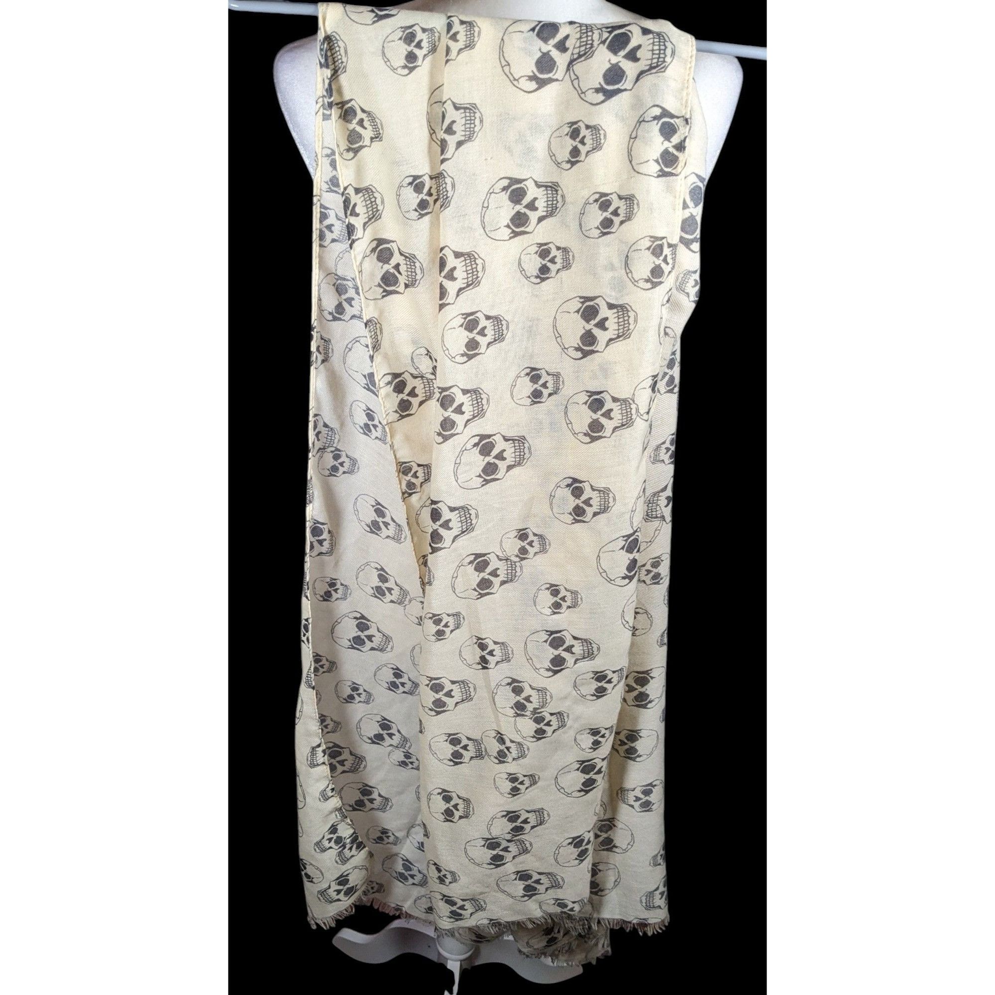 Other Gothic Halloween Skull Print Cream And Black Scarf/Shawl/Wra Size ONE SIZE - 3 Thumbnail