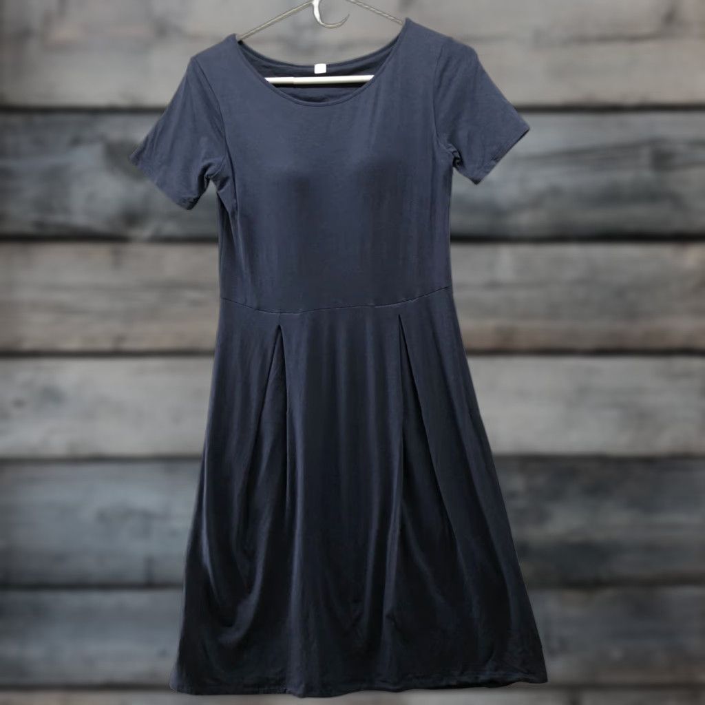 Uniqlo Uniqlo Short Sleeve Crew Neck Dress Womens S Navy Blue A-Line  T-Shirt Dress | Grailed