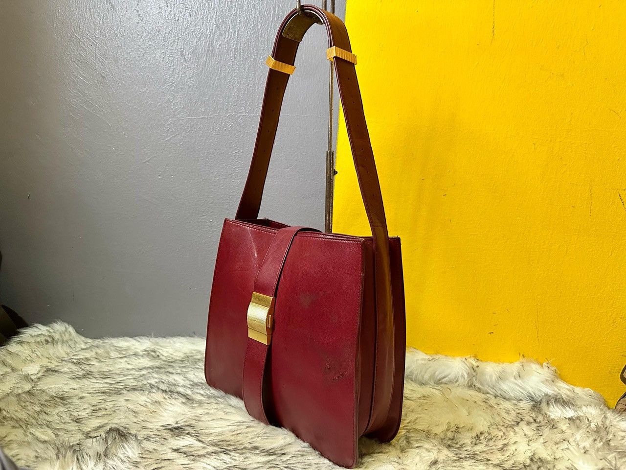 Bottega Veneta Authentic Bottega Veneta Nappa Medium Marie Bordeaux Leather Size ONE SIZE - 2 Thumbnail