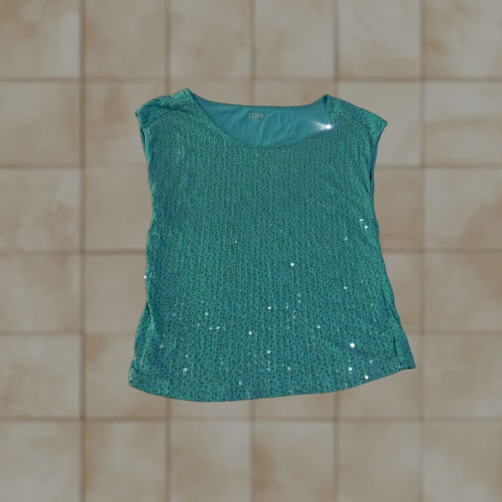 Loft ANN TAYLOR LOFT Shirt Womens Small Green Sequin Scoop Neck Cap Sleeve Top Casual Size S / US 4 / IT 40 - 1 Thumbnail