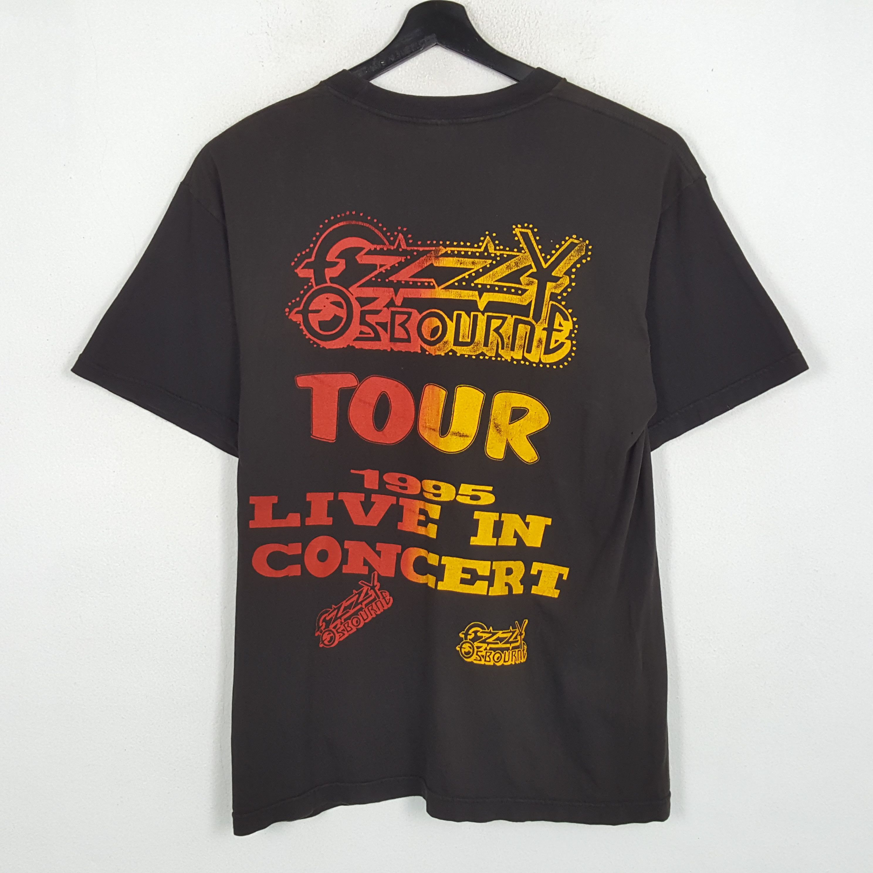 Band Tees × Ozzy Osbourne × Vintage OZZY OSBOURNE Rock Band Music Tour Vintage Tshirt Size US L / EU 52-54 / 3 - 3 Thumbnail