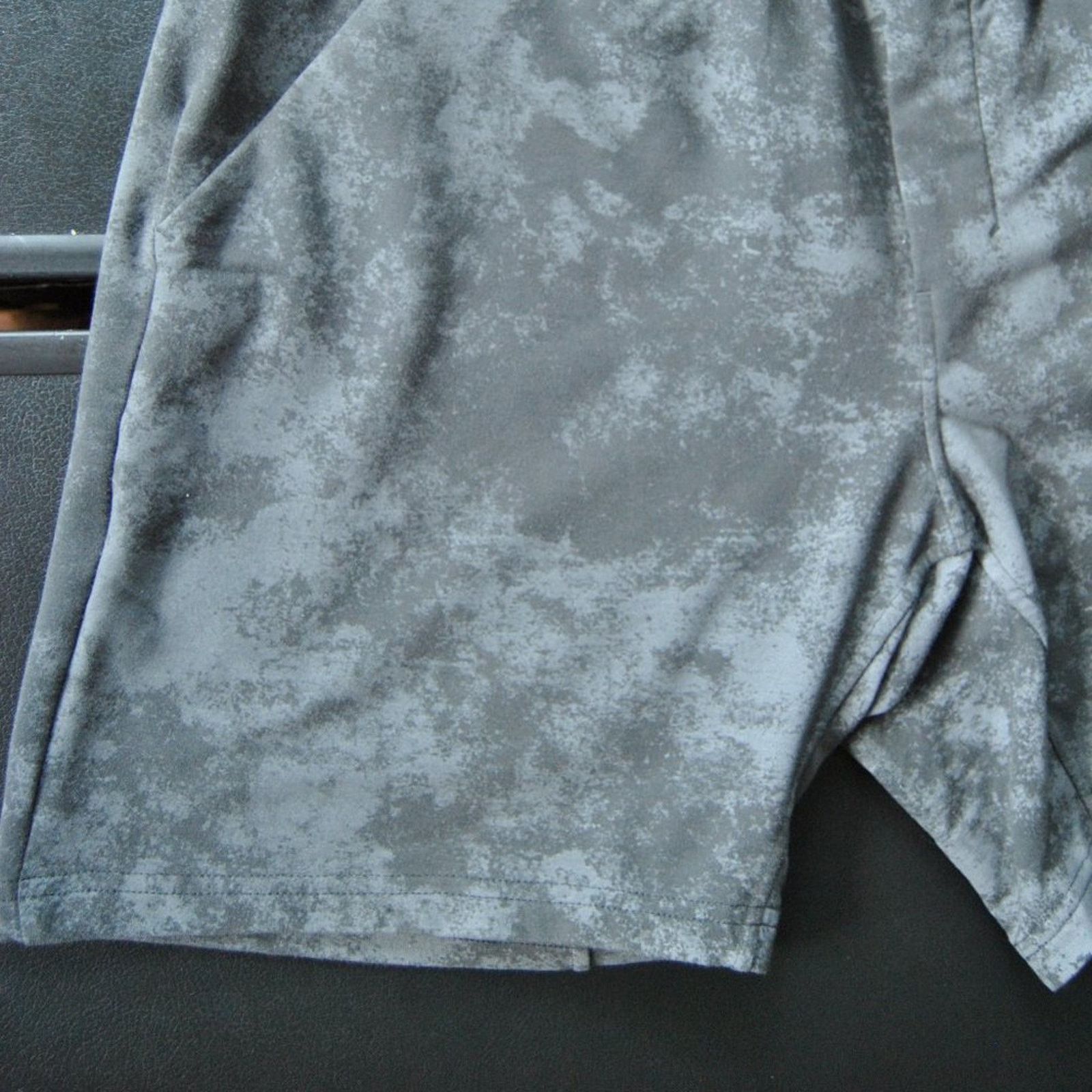 Lululemon Lululemon Large Gray Sweat Shorts Size US 32 / EU 48 - 5 Thumbnail
