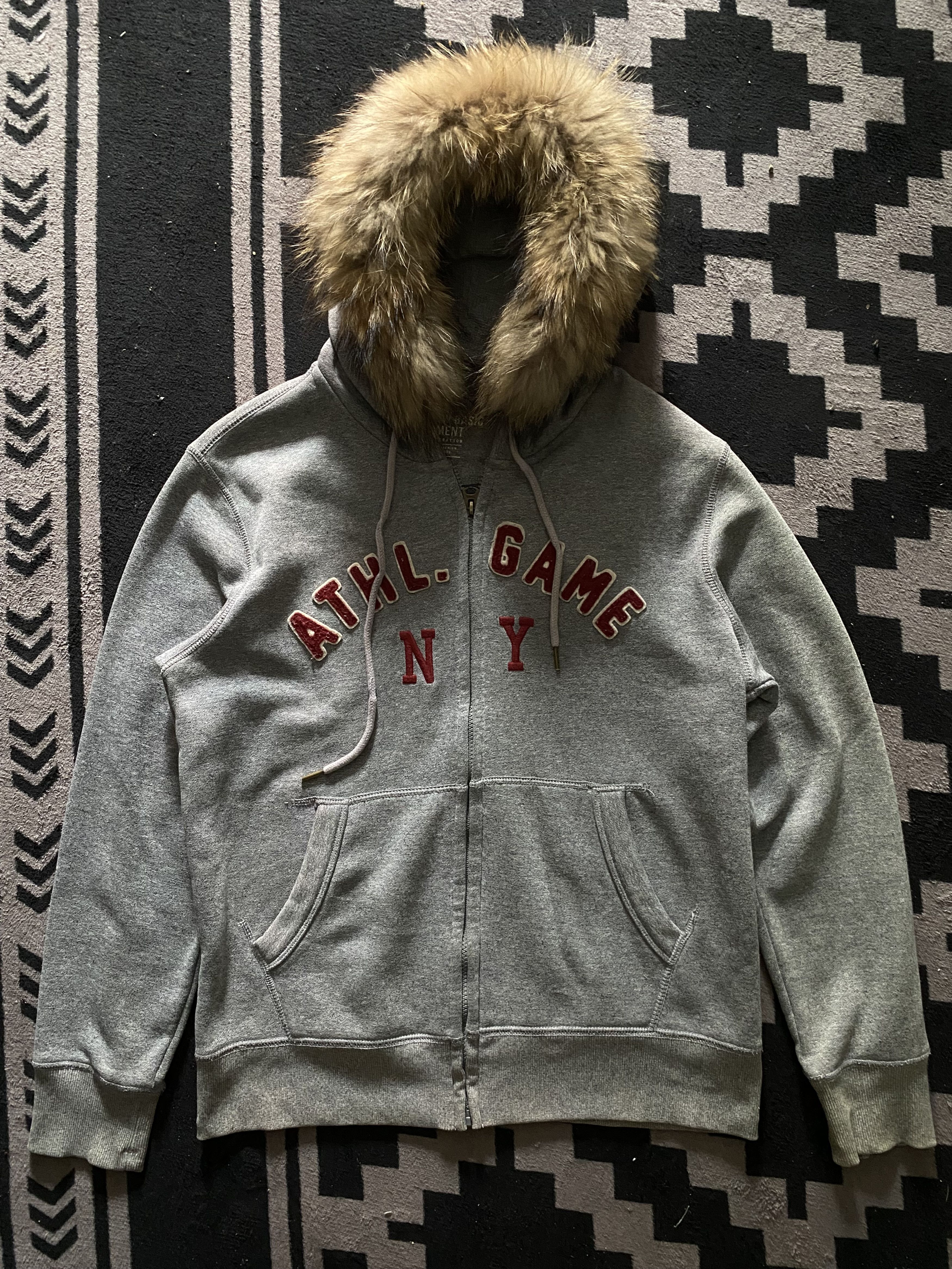 If Six Was Nine × Japanese Brand × Le Grande Bleu (L.G.B.) Japanese Spao faux fur zip hoodie Size US L / EU 52-54 / 3 - 1 Thumbnail