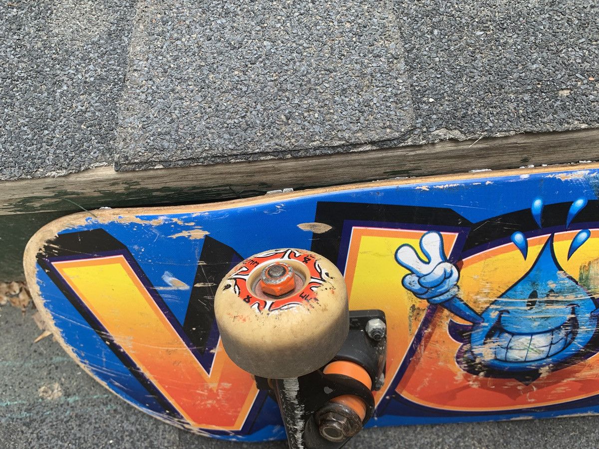 World Industries World Industries board/tensor trucks. Worn. Size ONE SIZE - 5 Thumbnail