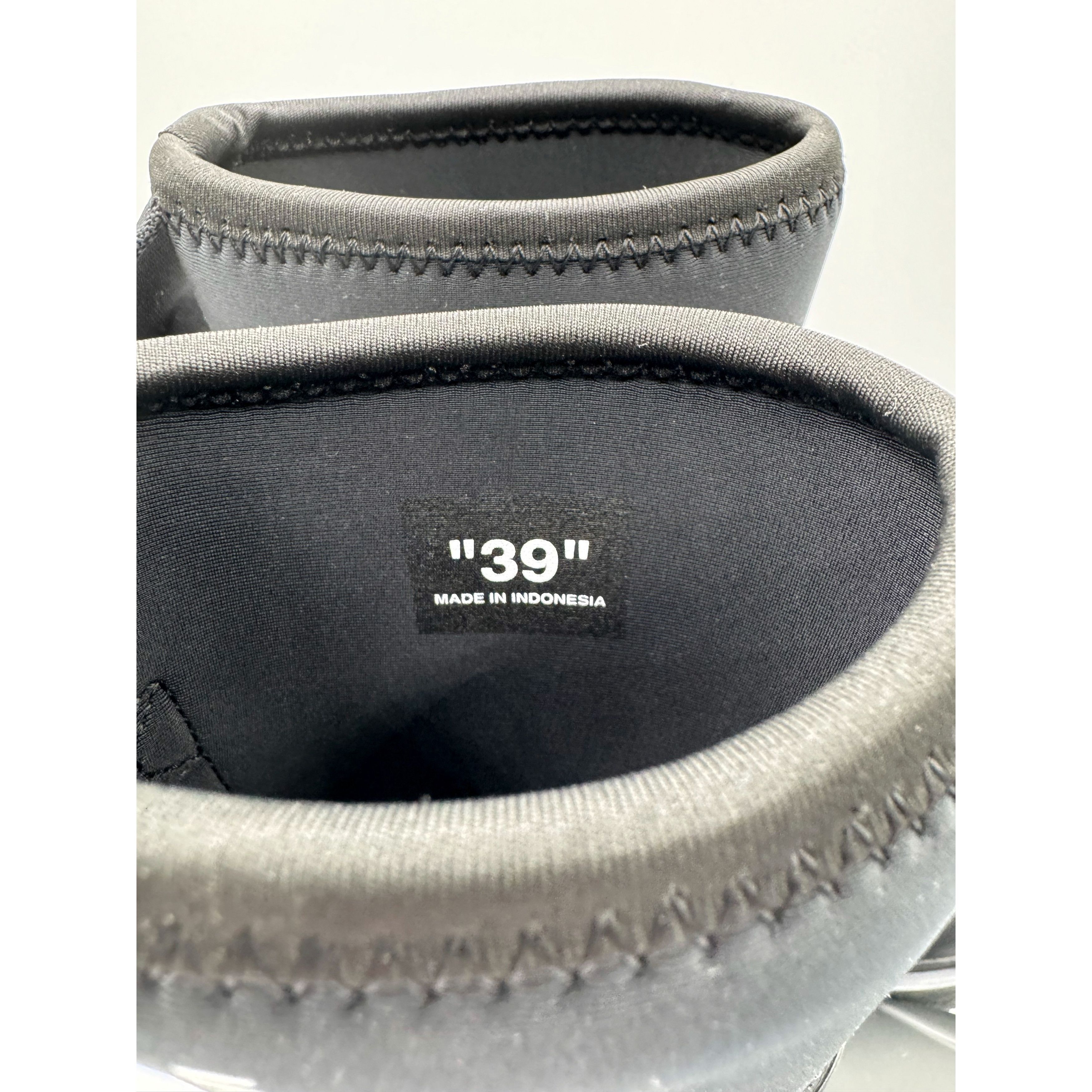 Off-White Off-White Sponge Sole Waterproof Rain Boot (Women) Size US 9 / IT 39 - 6 Thumbnail