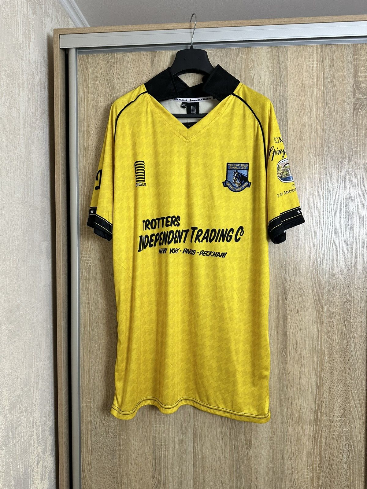 Vintage 🔥 Only Fools And Horses Nags Head Peckham Jersey T Shirt Size US XXL / EU 58 / 5 - 1 Thumbnail