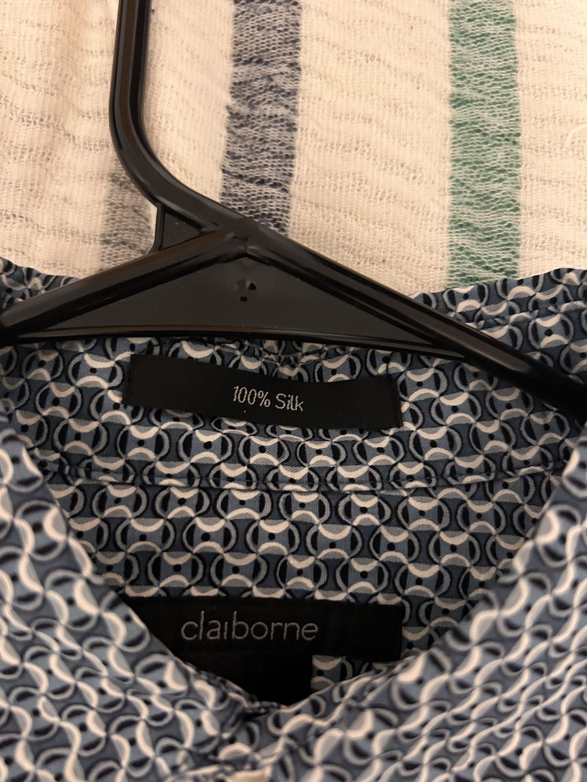 Liz Claiborne Claiborne silk button up Size US S / EU 44-46 / 1 - 3 Thumbnail