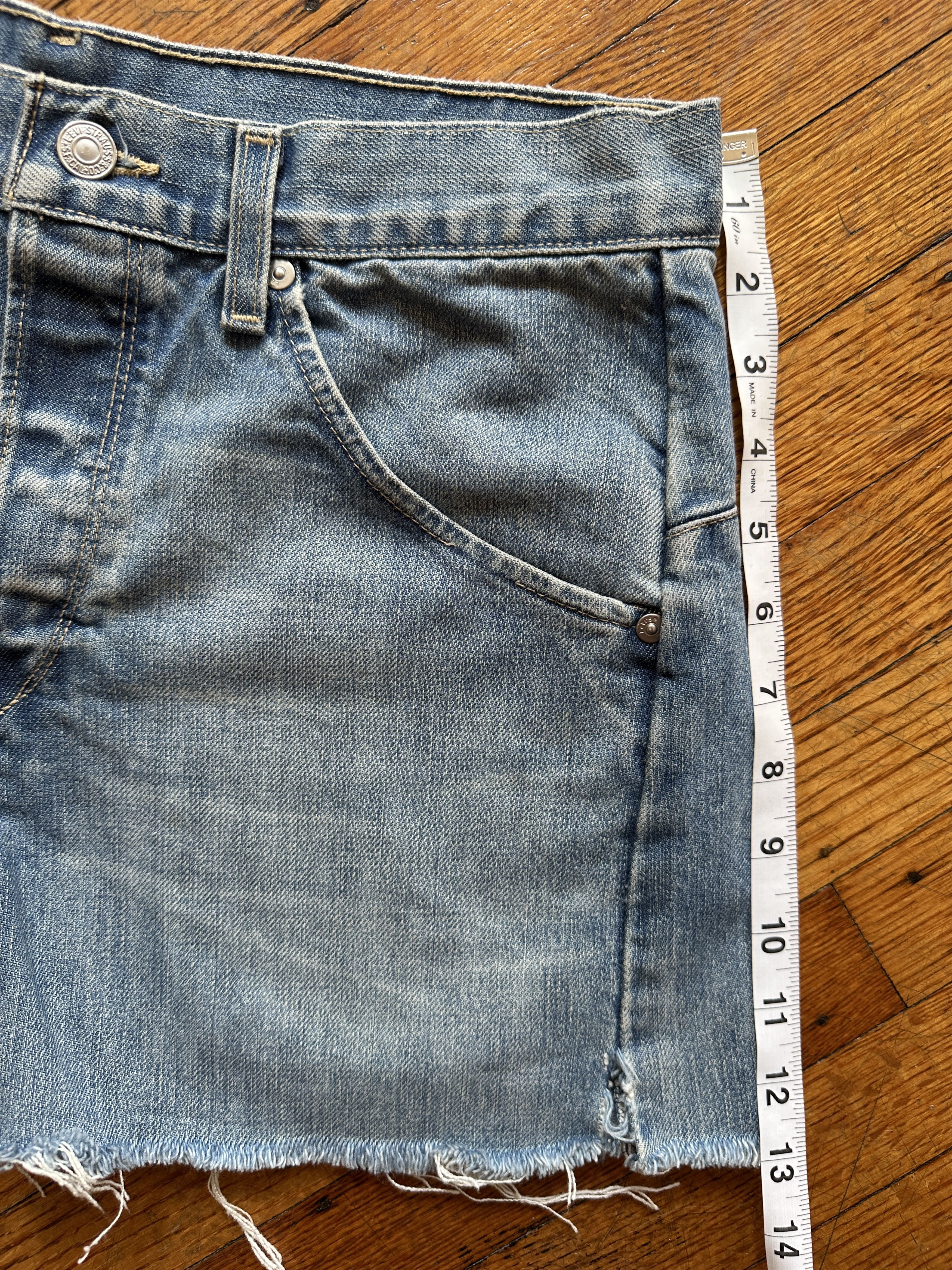 Levi's Vintage Clothing Vintage Levi's bush high waist jean shorts Wmns W30 Size 30" / US 8 / IT 44 - 5 Thumbnail