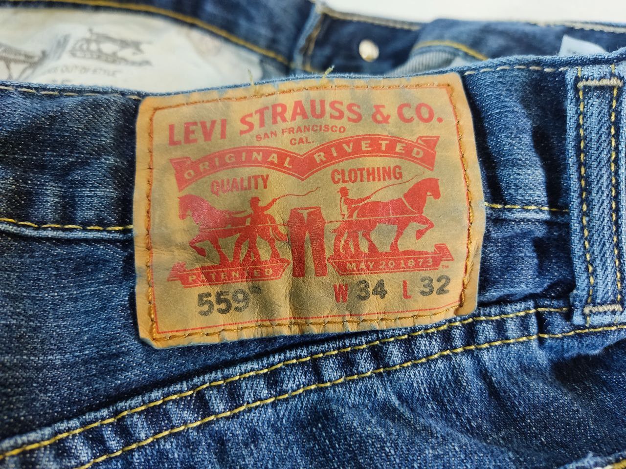 Levi's levis 559 relaxed straight distressed denim Size US 37 - 3 Thumbnail