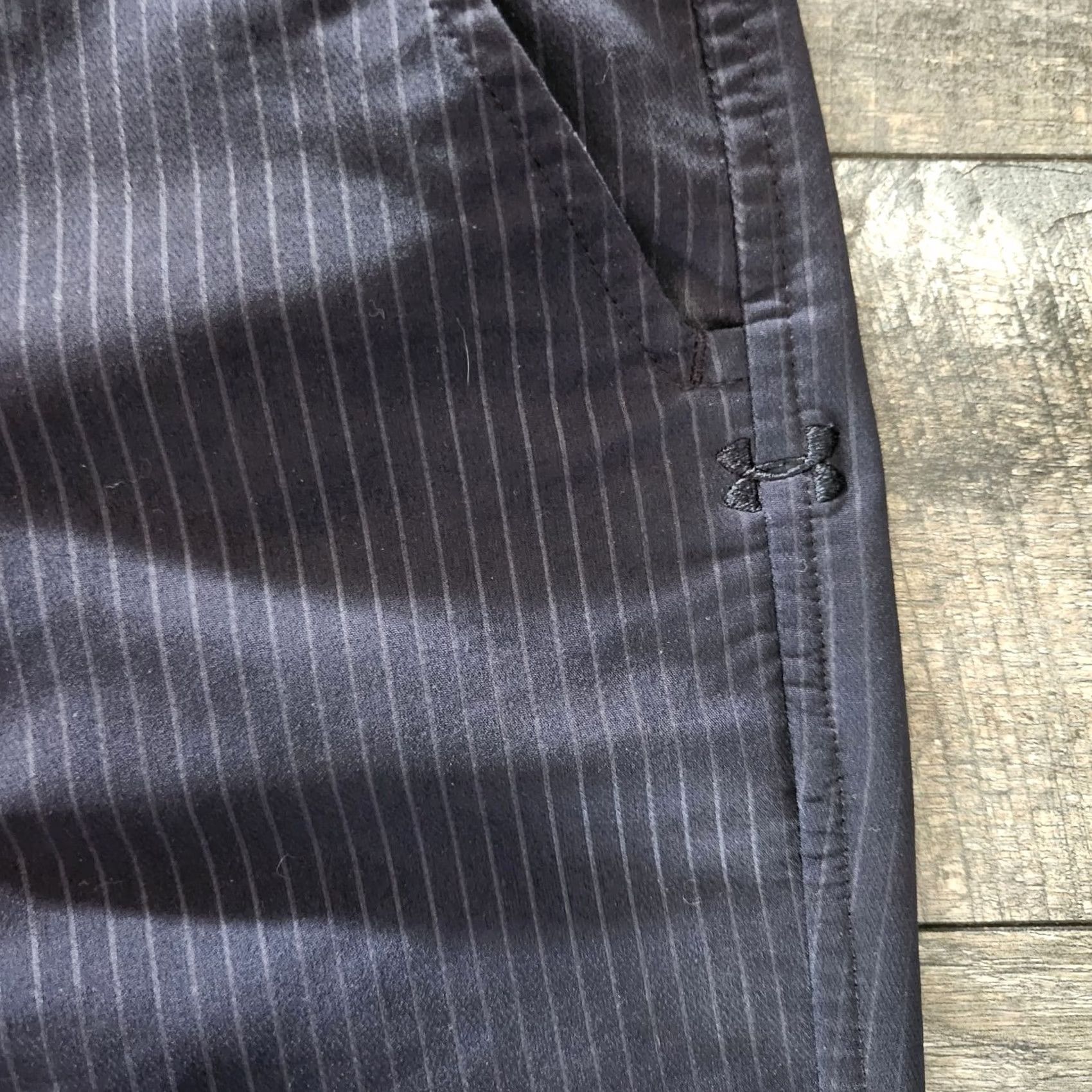 Under Armour Under Armour Bentgrass Tech Pants Mens 36x32 Black Pinstripe Stretch Golf Pants Regular Men Black Pinstripe Stretch Golf pants 36x32 Mens Size US 36 / EU 52 - 5 Thumbnail