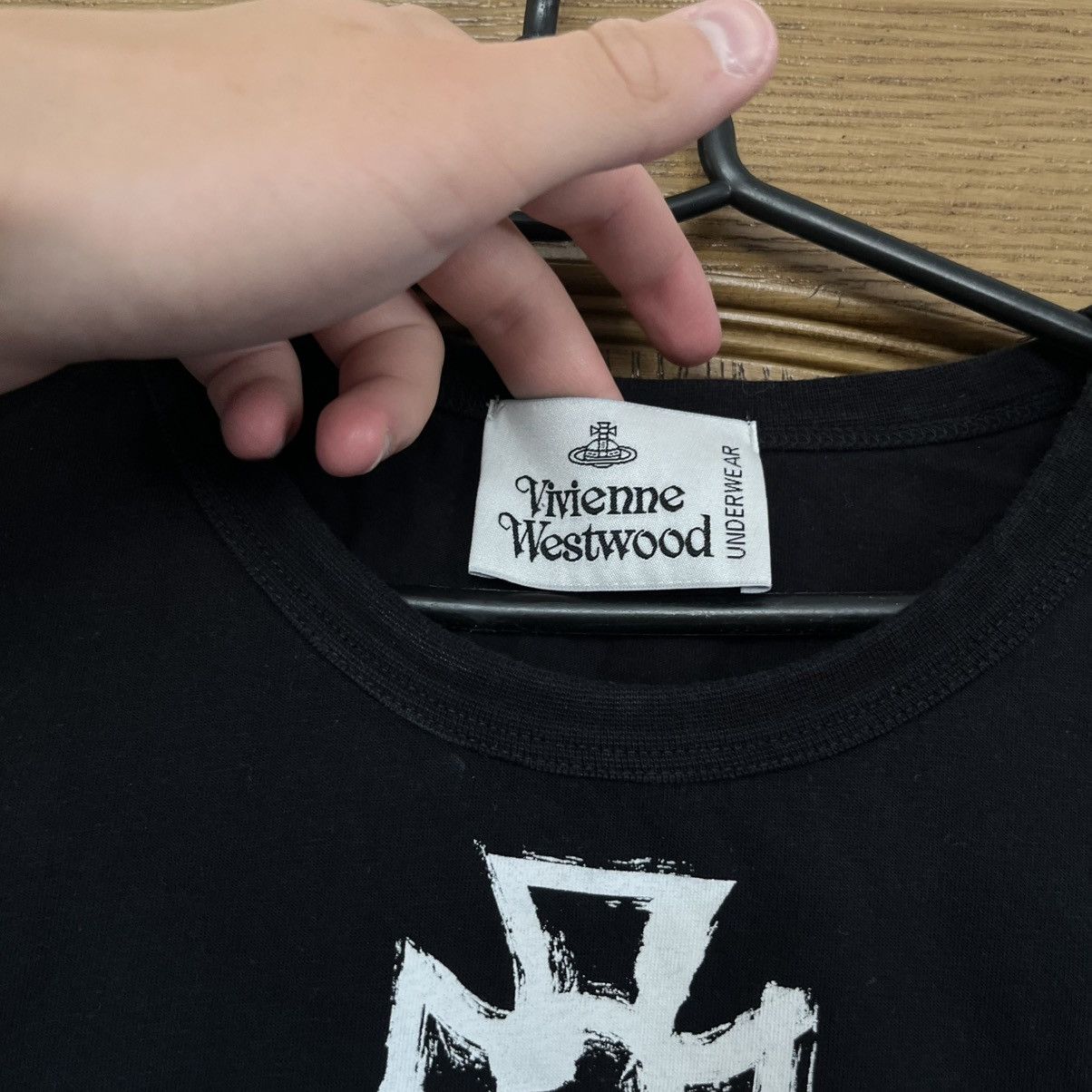 Vivienne Westwood Vivienne westwood t-shirt big logo Size US S / EU 44-46 / 1 - 4 Thumbnail