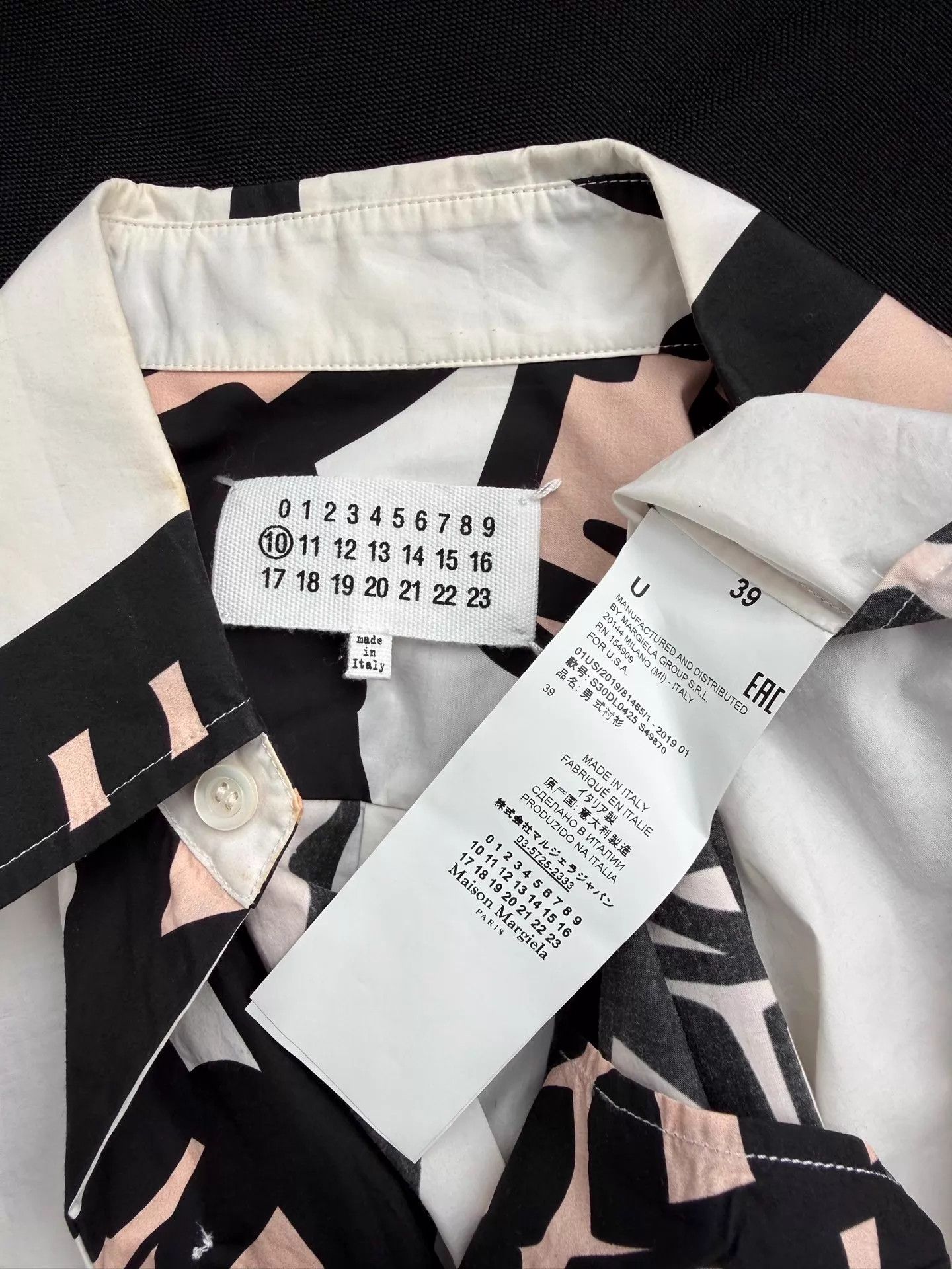 Maison Margiela Maison Margiela S/S19 Graffiti Pkt Shirt 80s Phone Print Size US M / EU 48-50 / 2 - 6 Thumbnail