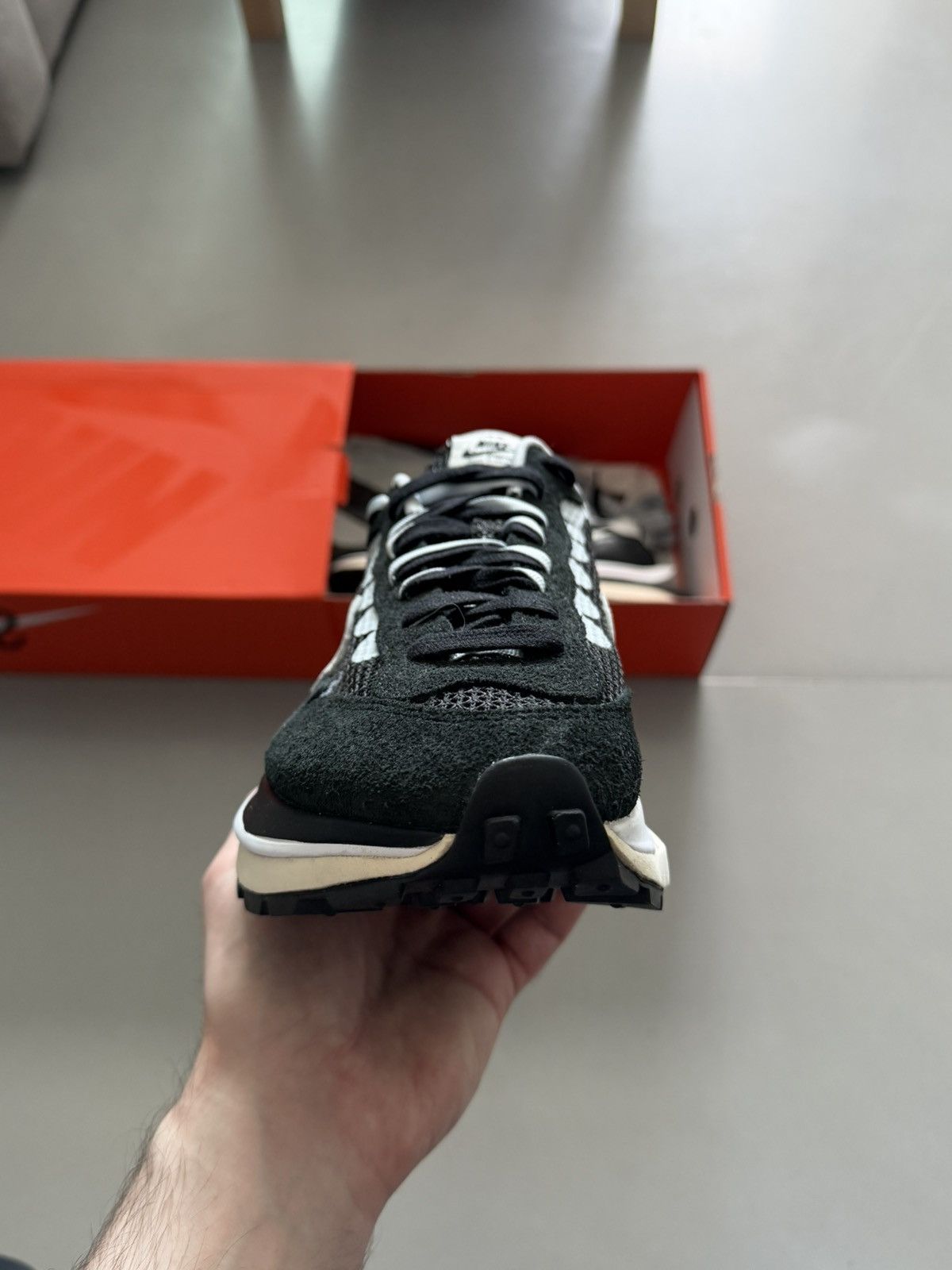 Nike × Sacai Nike Vaporwaffle Sacai Black White Size US 10 / EU 43 - 3 Thumbnail