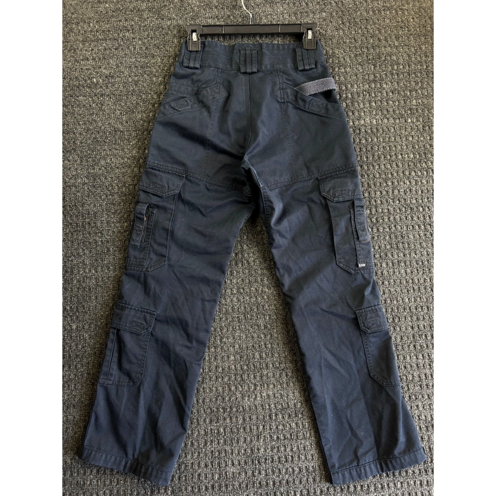 Vintage 5.11 Tactical Womens Cargo Pants 4 Navy Blue Multi Pocket Utility EMT Pants Size 27" / US 4 / IT 40 - 2 Thumbnail