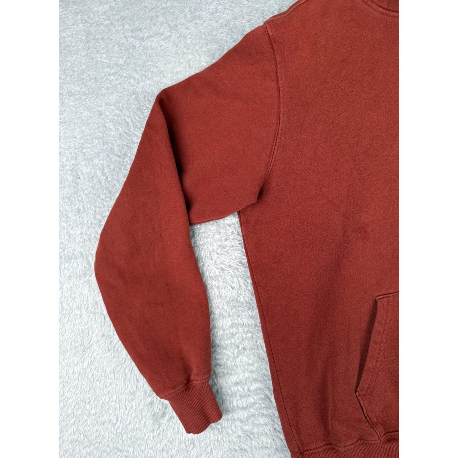 The North Face VINTAGE The North Face Hoodie Men M Red Pullover Jersey Jersey Fabric Logo Cr ow Neck Zip Pockets 90s Sports Theme Mens Size US M / EU 48-50 / 2 - 3 Thumbnail