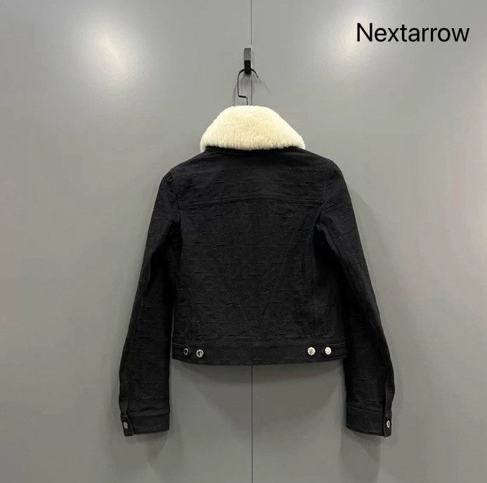 Louis Vuitton Louis Vuitton LV dark wool jacket 2412-Nextarrow Size US S / EU 44-46 / 1 - 2 Thumbnail