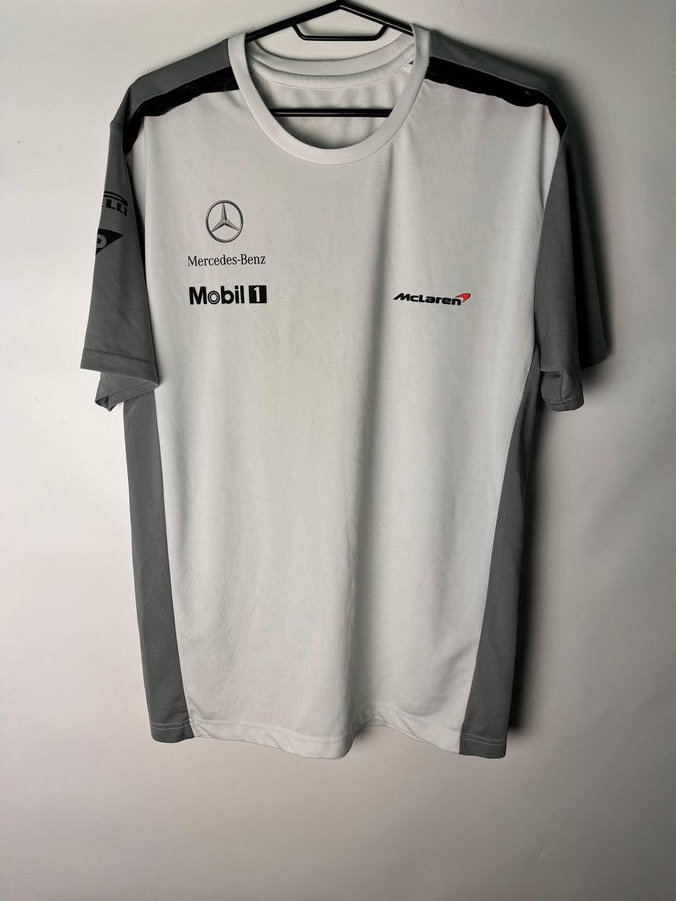 Formula 1 McLaren T-shirt Formula One Mercedes Benz shirt size L Size US L / EU 52-54 / 3 - 1 Thumbnail