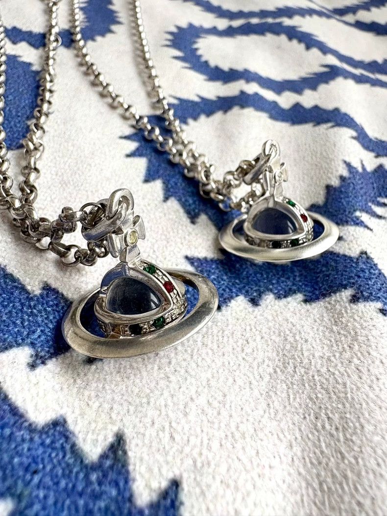 Vivienne Westwood Vivienne Westwood Vintage pure silver Orb necklace Size ONE SIZE - 2 Thumbnail