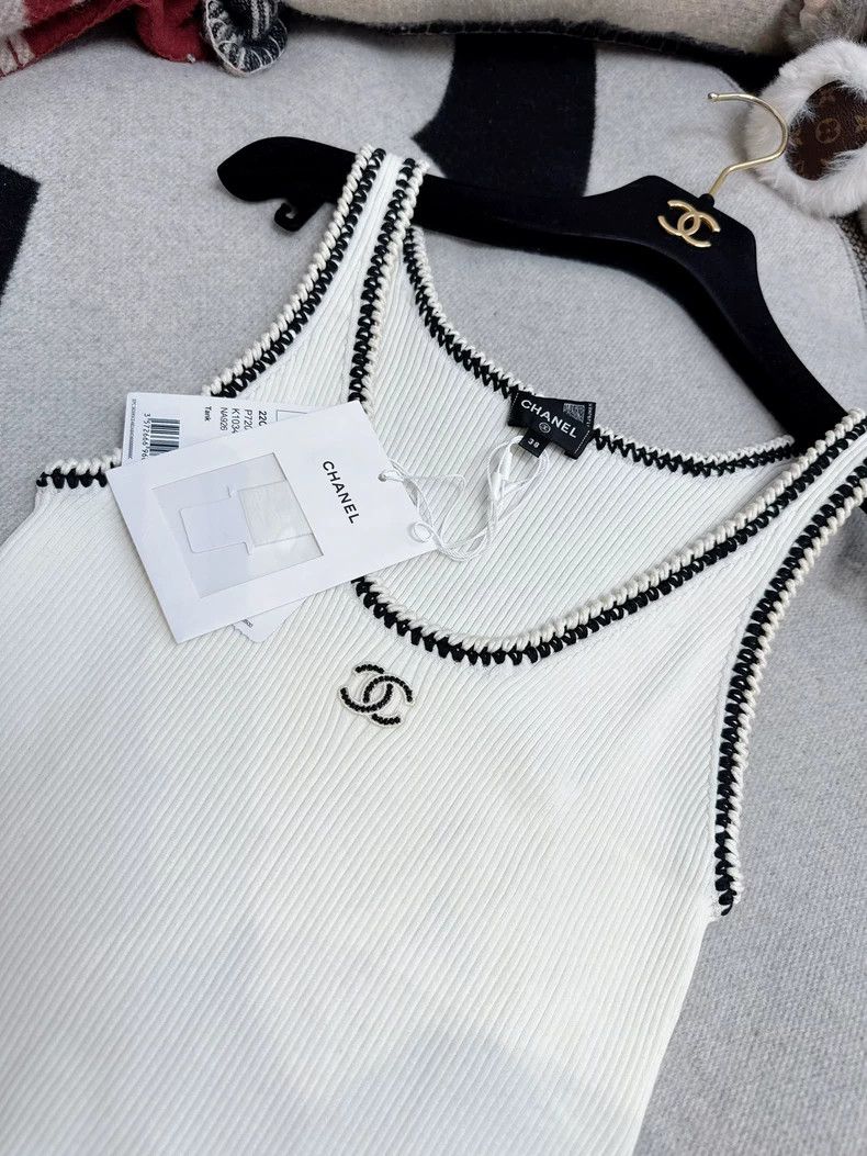 Chanel Chanel 22C early spring show white and black rolled-edged Size XS / US 0-2 / IT 36-38 - 2 Thumbnail