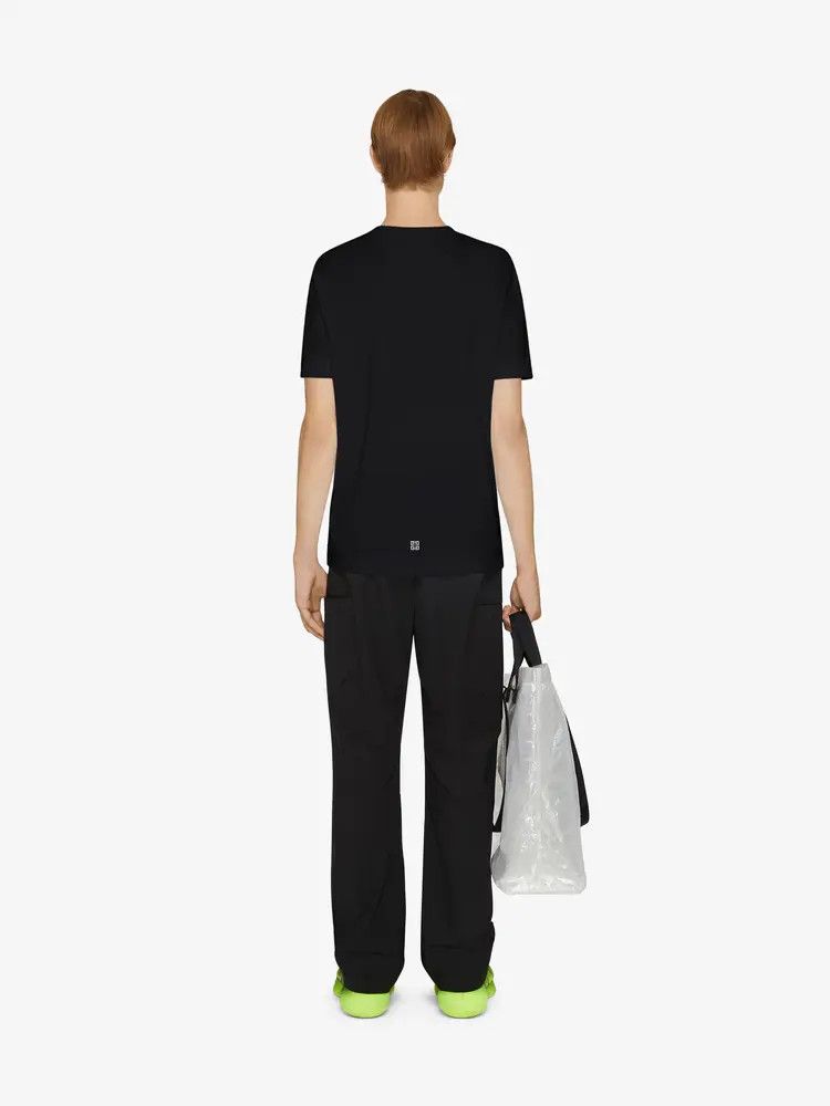 Givenchy o1w1db10325 Slim Fit T-Shirt in Black Size US S / EU 44-46 / 1 - 4 Thumbnail