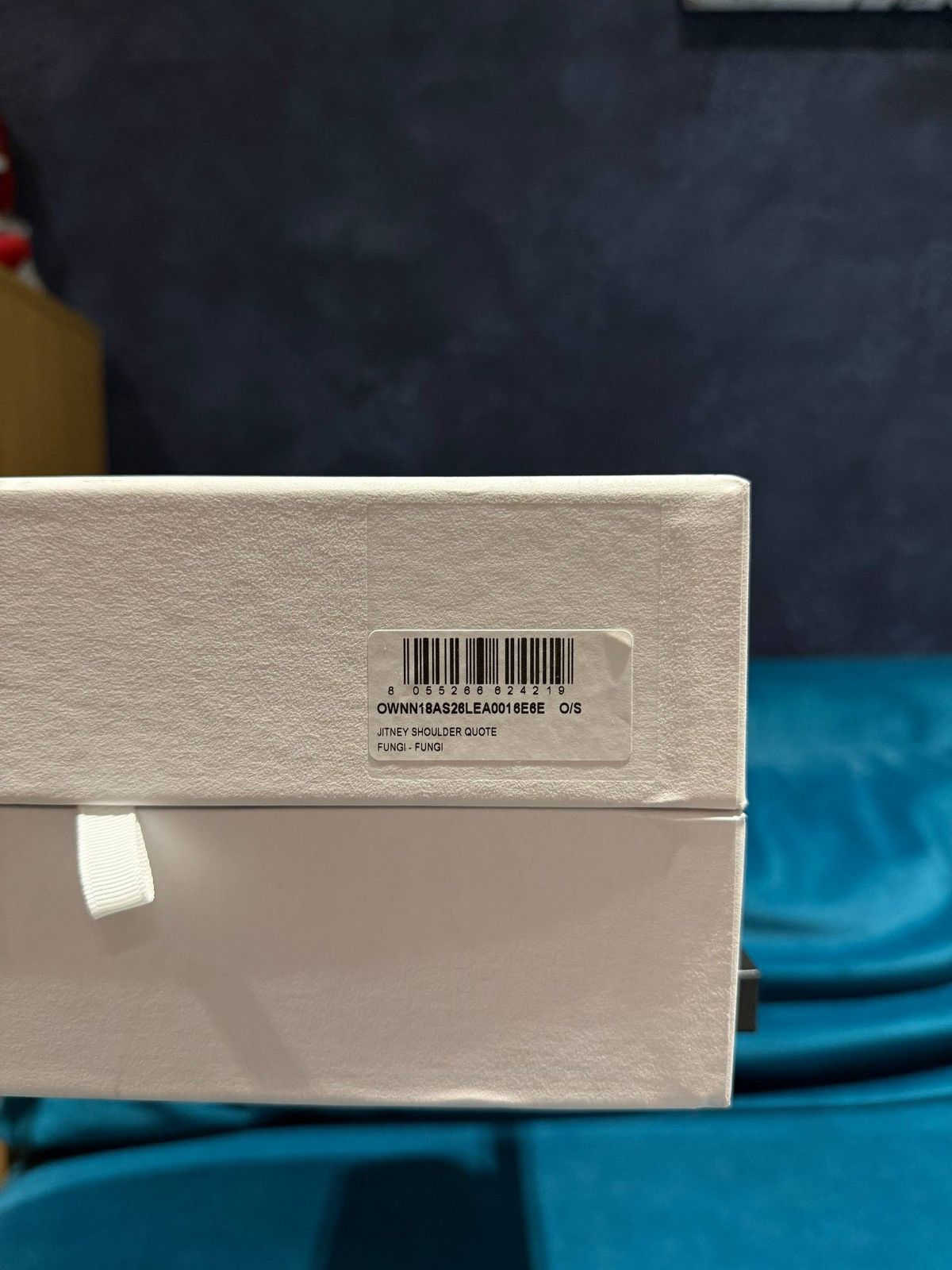 Off-White OFF-WHITE JITNEY SHOULDER QUOTE Size ONE SIZE - 7 Thumbnail