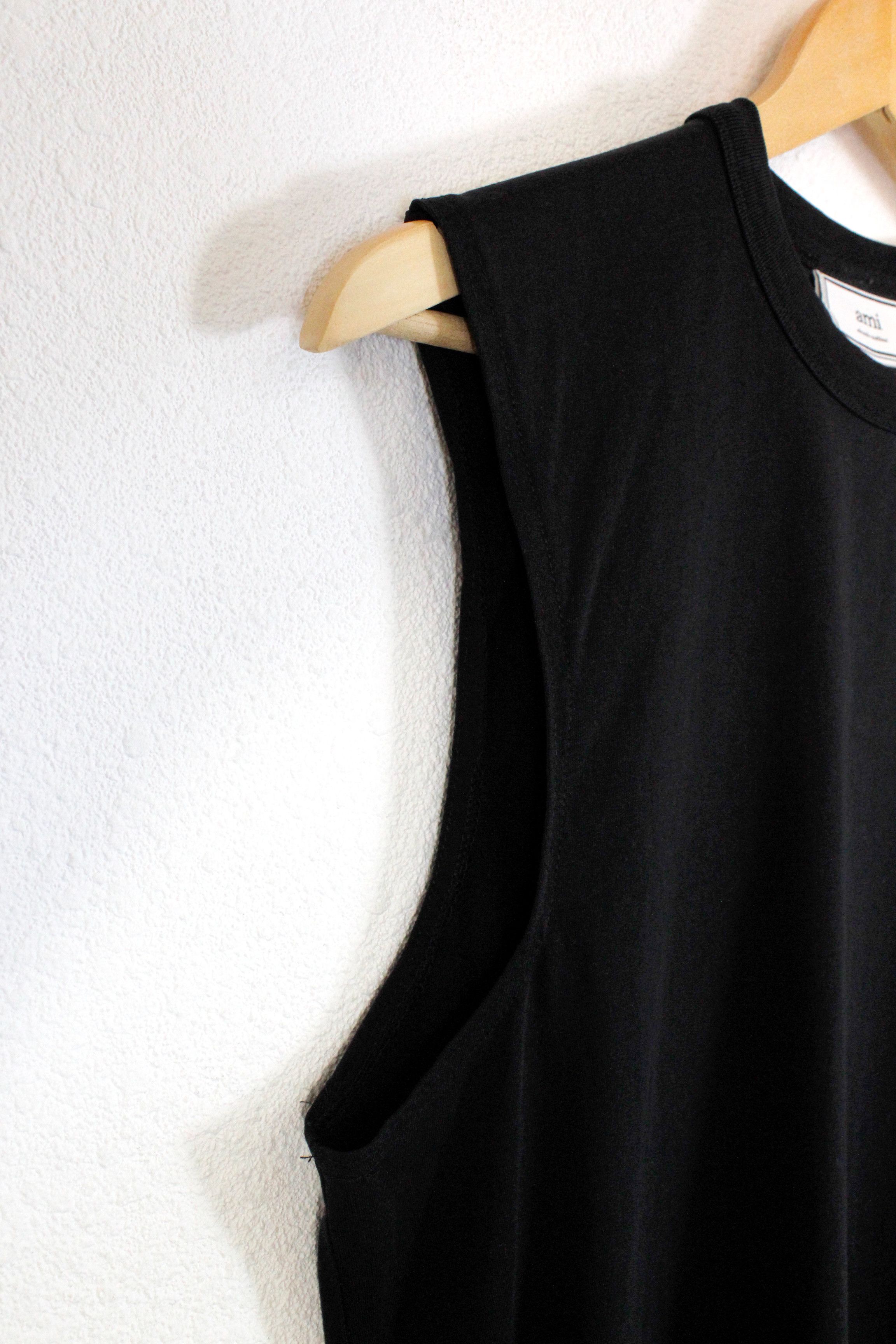 AMI Ami Paris Heart Chest Logo Tee Sleeveless Top Size US XS / EU 42 / 0 - 4 Thumbnail