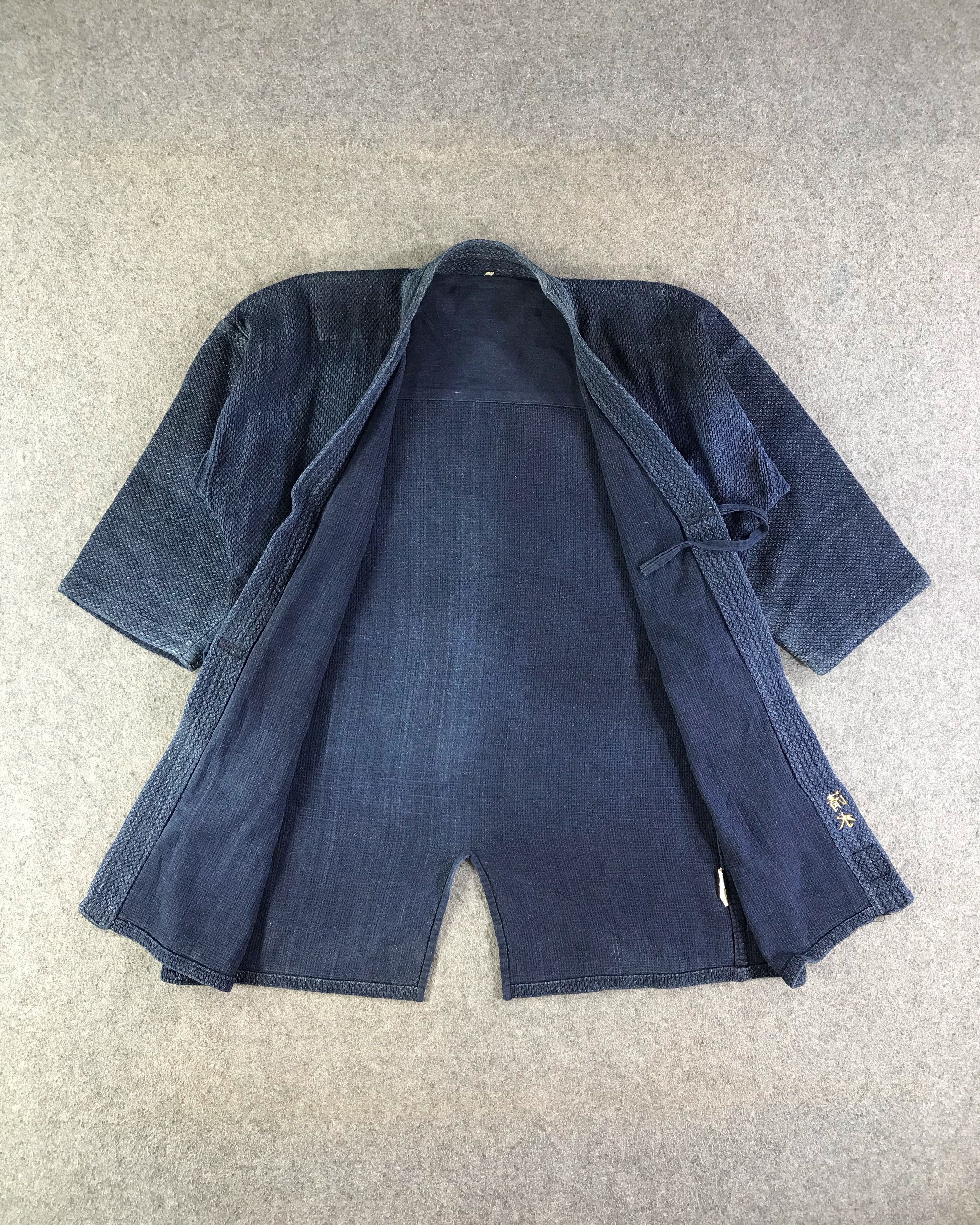 Japanese Brand Vintage Faded Blue Kimono Japanese Indigo Kendo Jacket JC280 Size US M / EU 48-50 / 2 - 2 Thumbnail